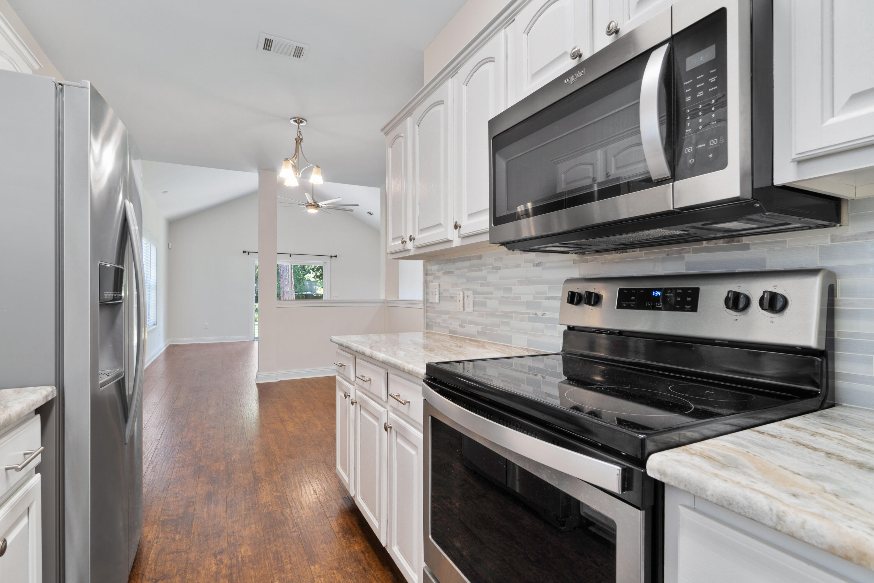 PORT DIXIE LOTS 27 & 28 BLK 61 - Residential