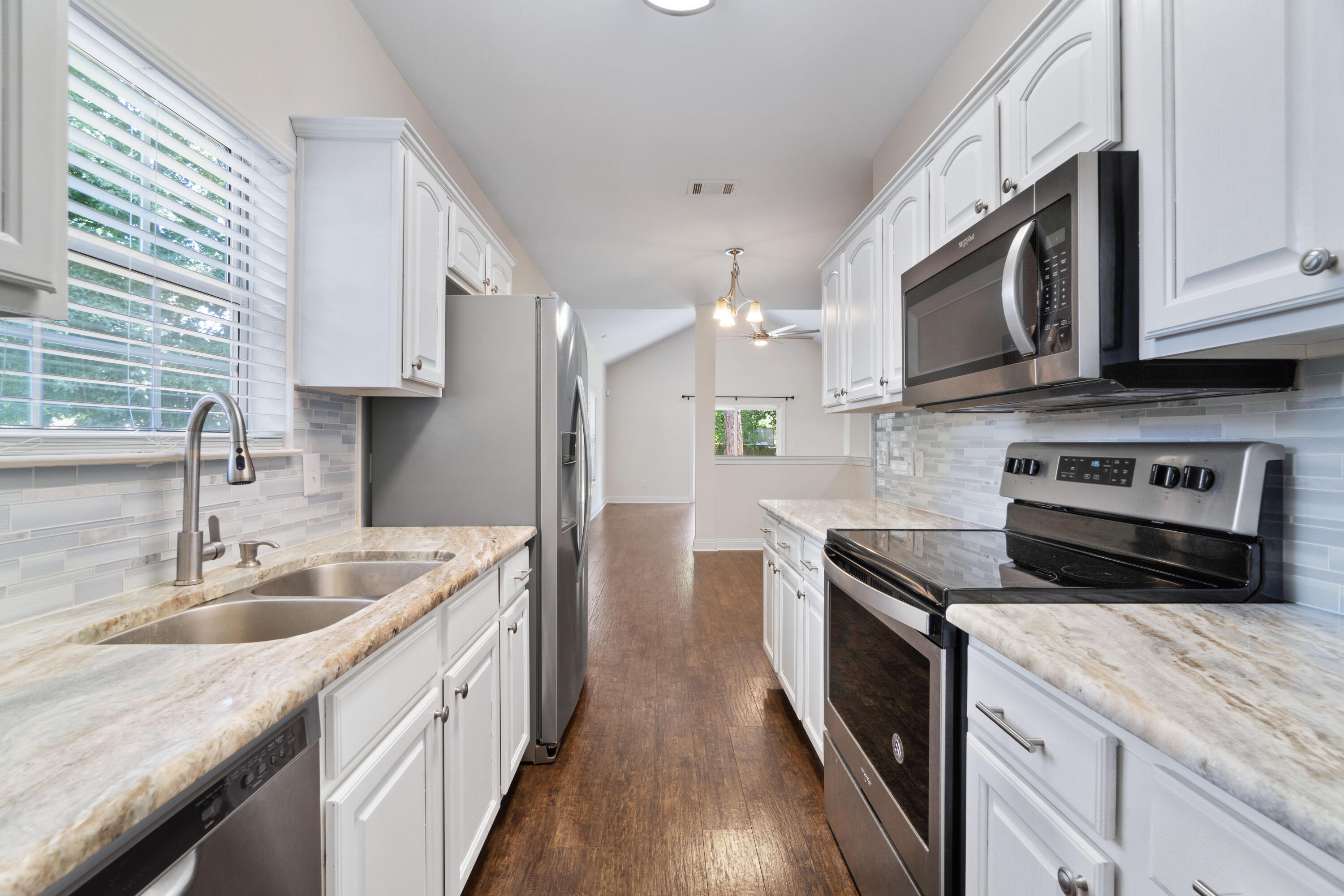 PORT DIXIE LOTS 27 & 28 BLK 61 - Residential