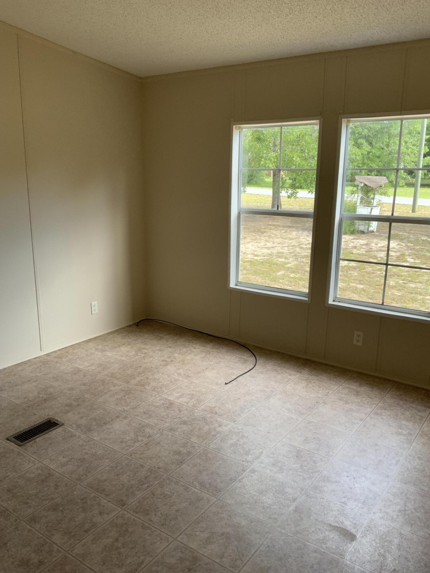 OAKCREST - Residential Lease