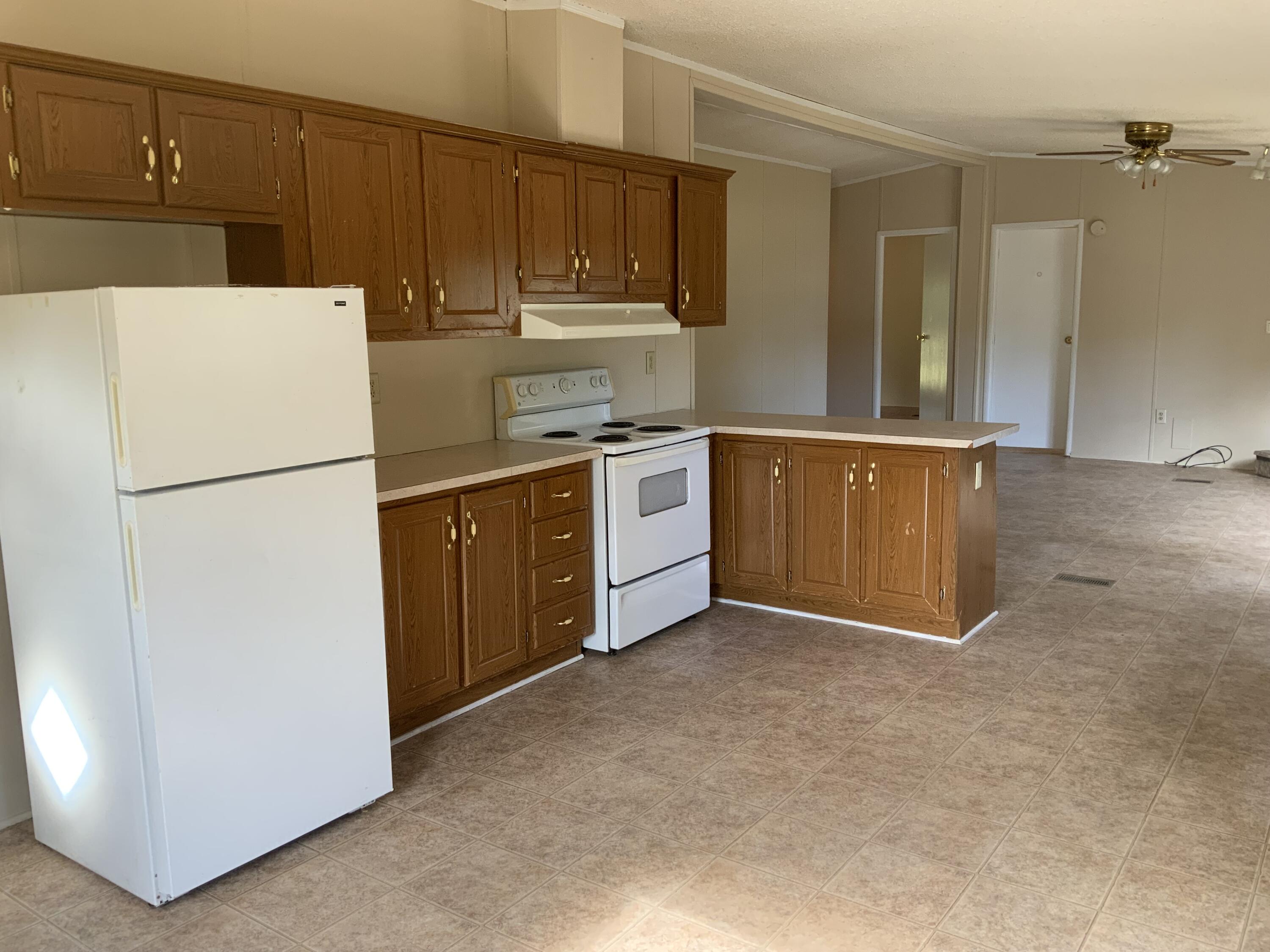 OAKCREST - Residential Lease