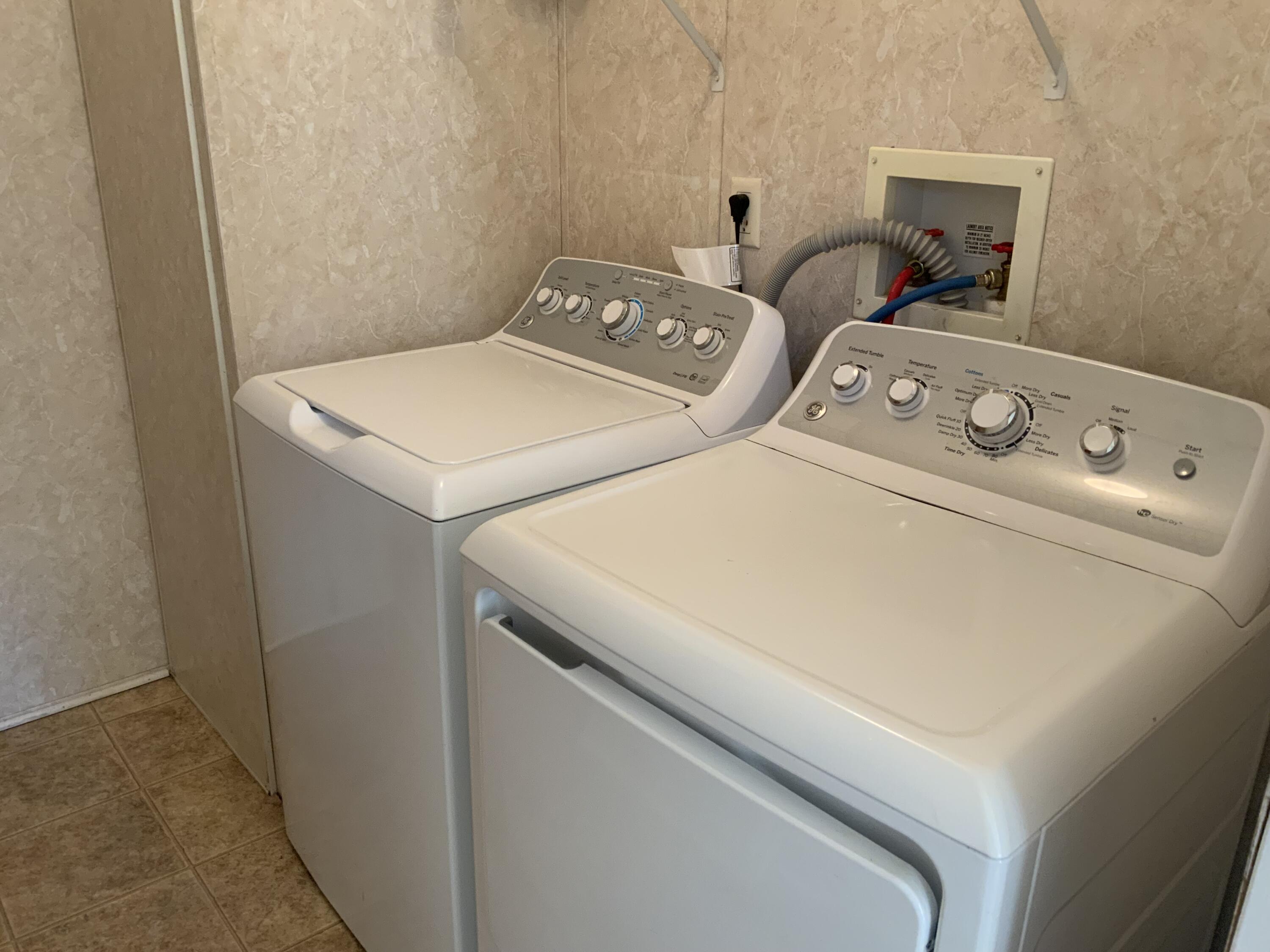 OAKCREST - Residential Lease