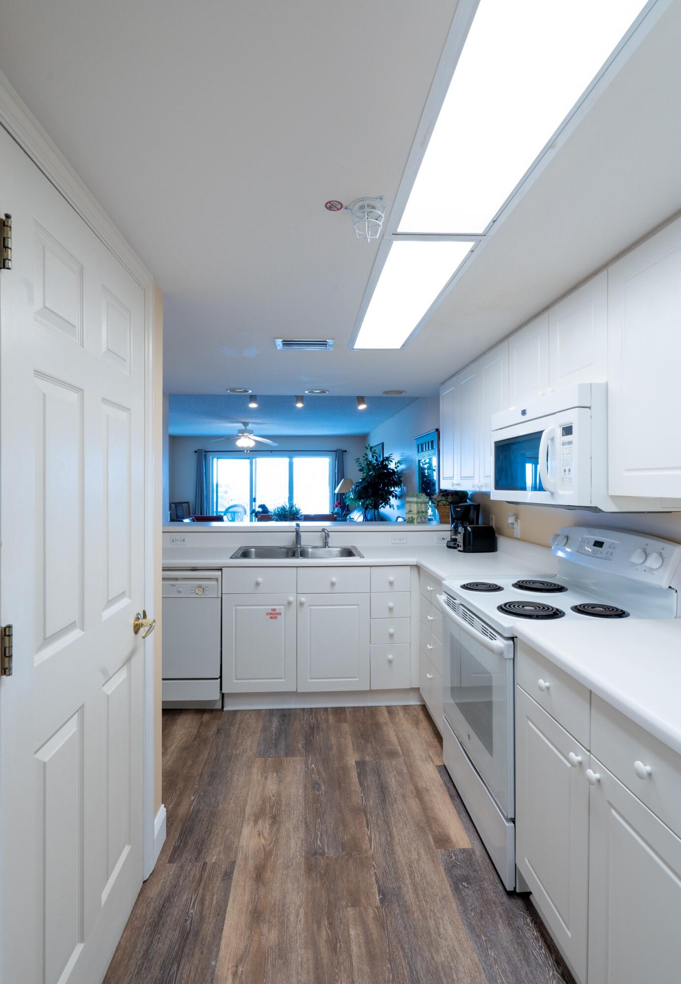 SEACREST CONDOMINIUMS - Residential