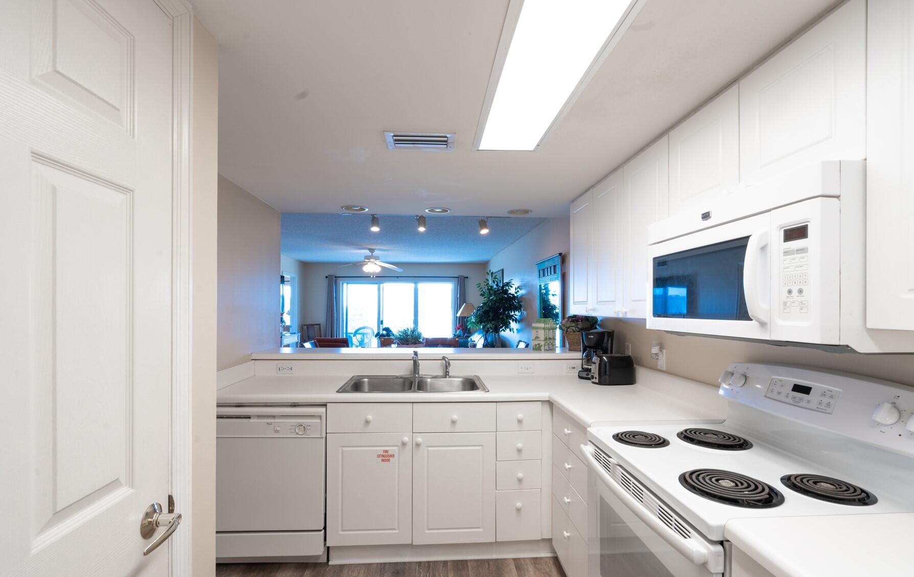 SEACREST CONDOMINIUMS - Residential