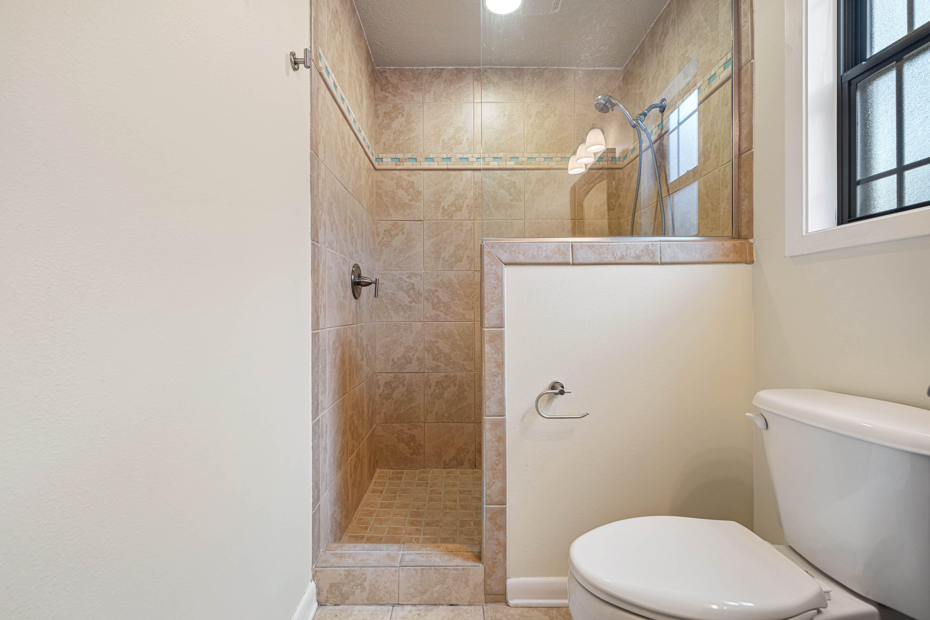 CARIBBEAN VILLAGE EAST 1 - Residential