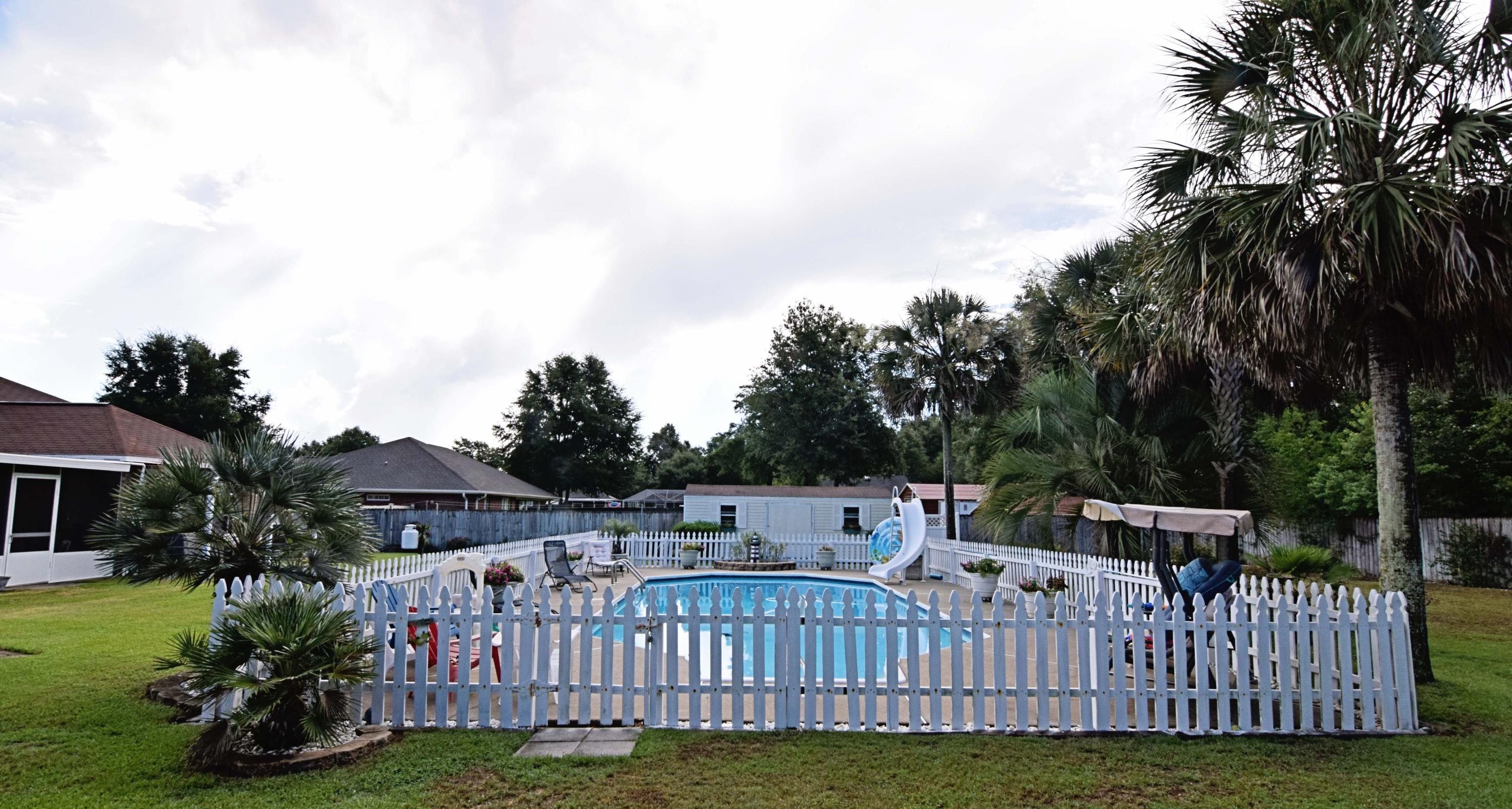 MOORES PLACE S/D - Residential