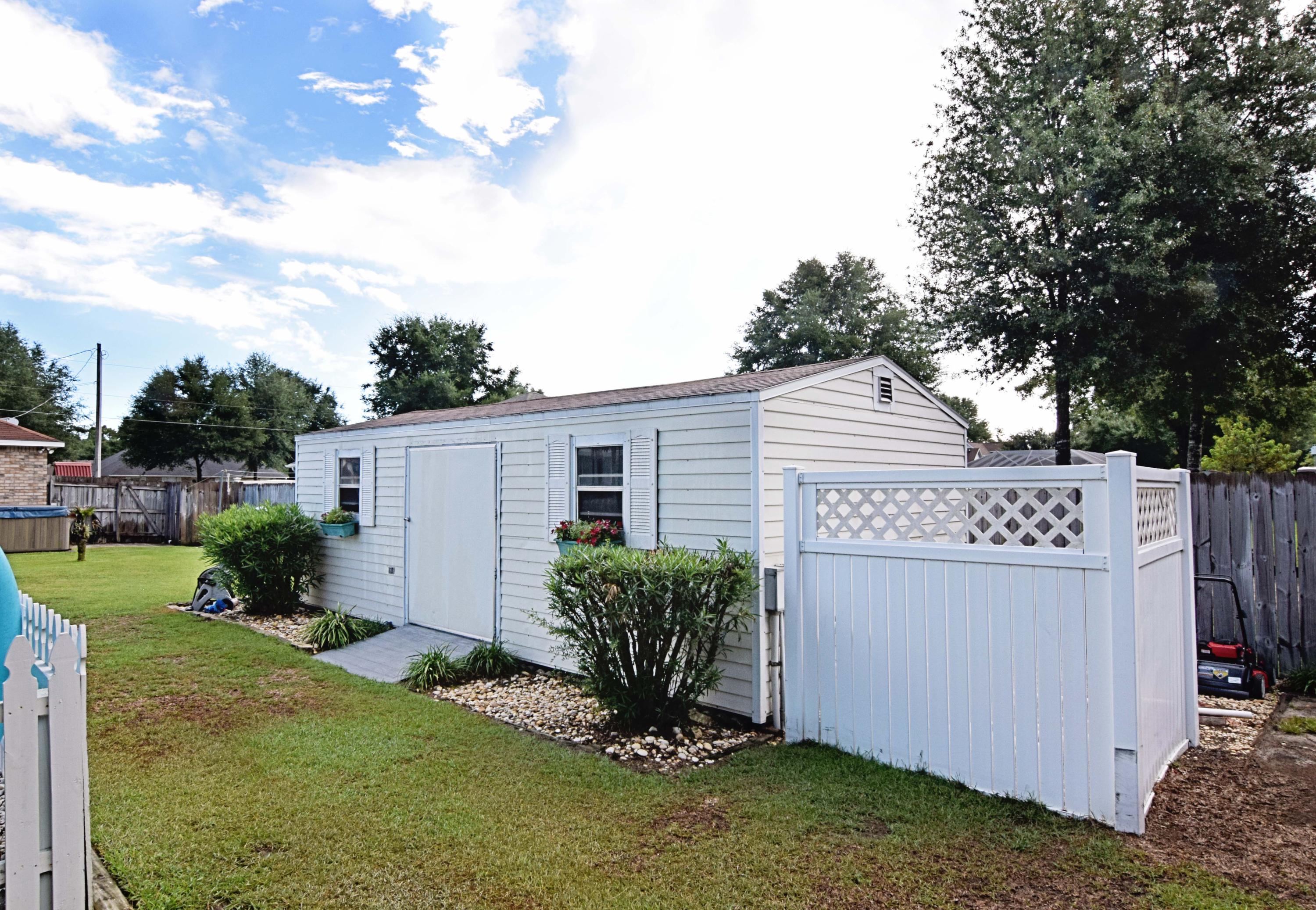 MOORES PLACE S/D - Residential