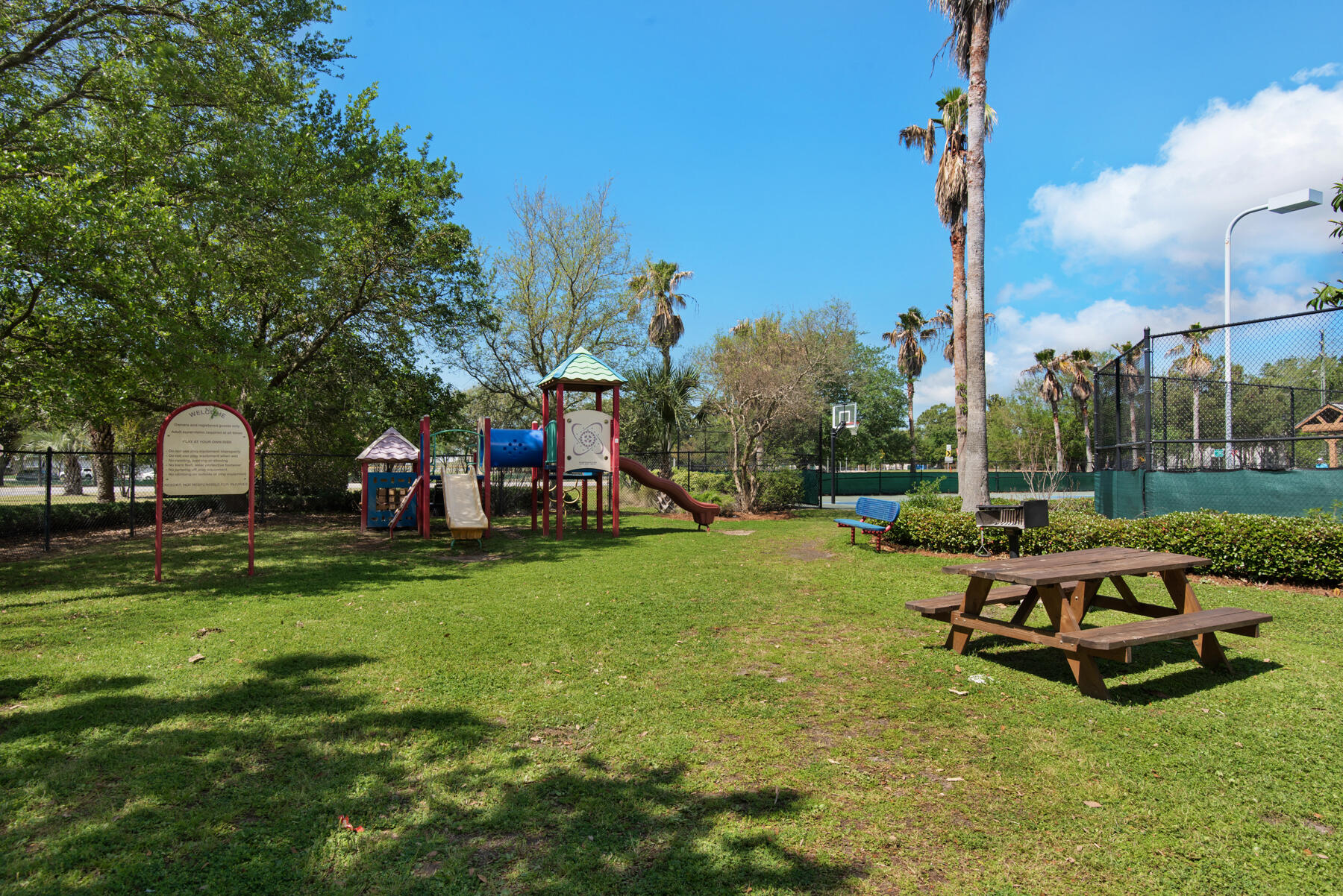 THE PALMS OF DESTIN - Residential