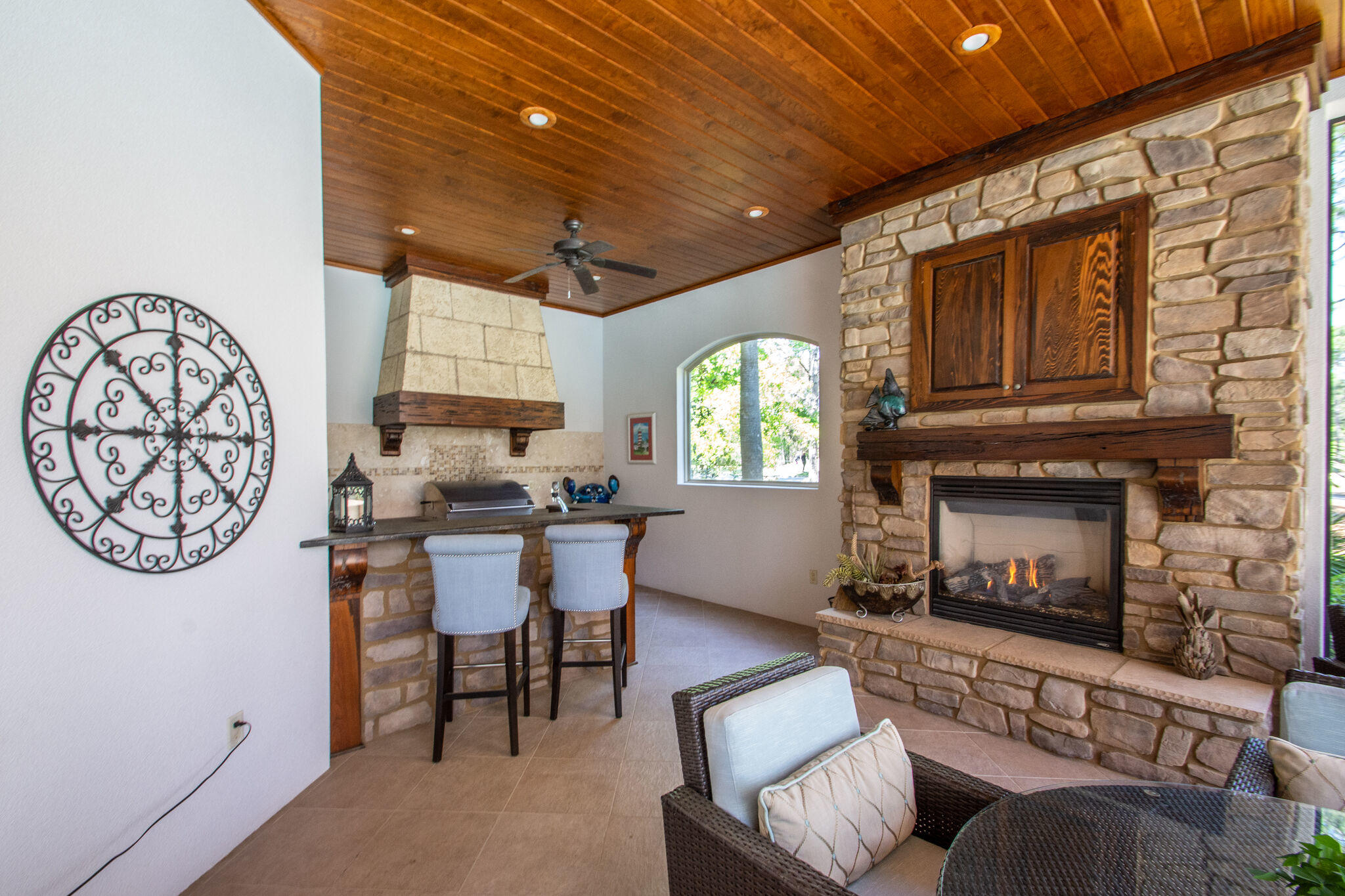 BURNT PINE - Residential