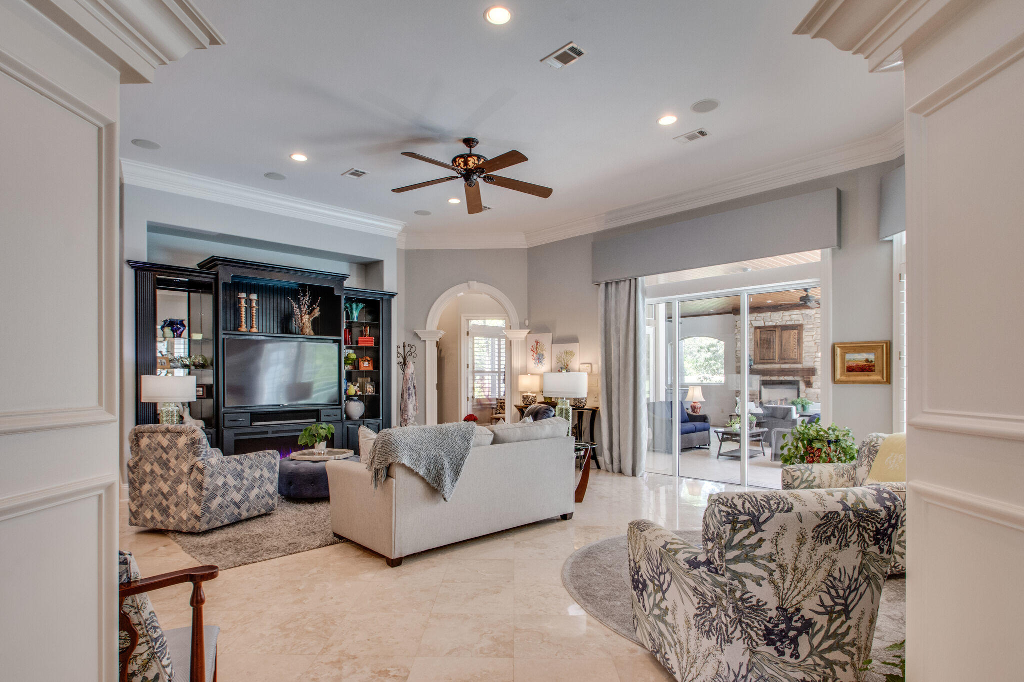 BURNT PINE - Residential