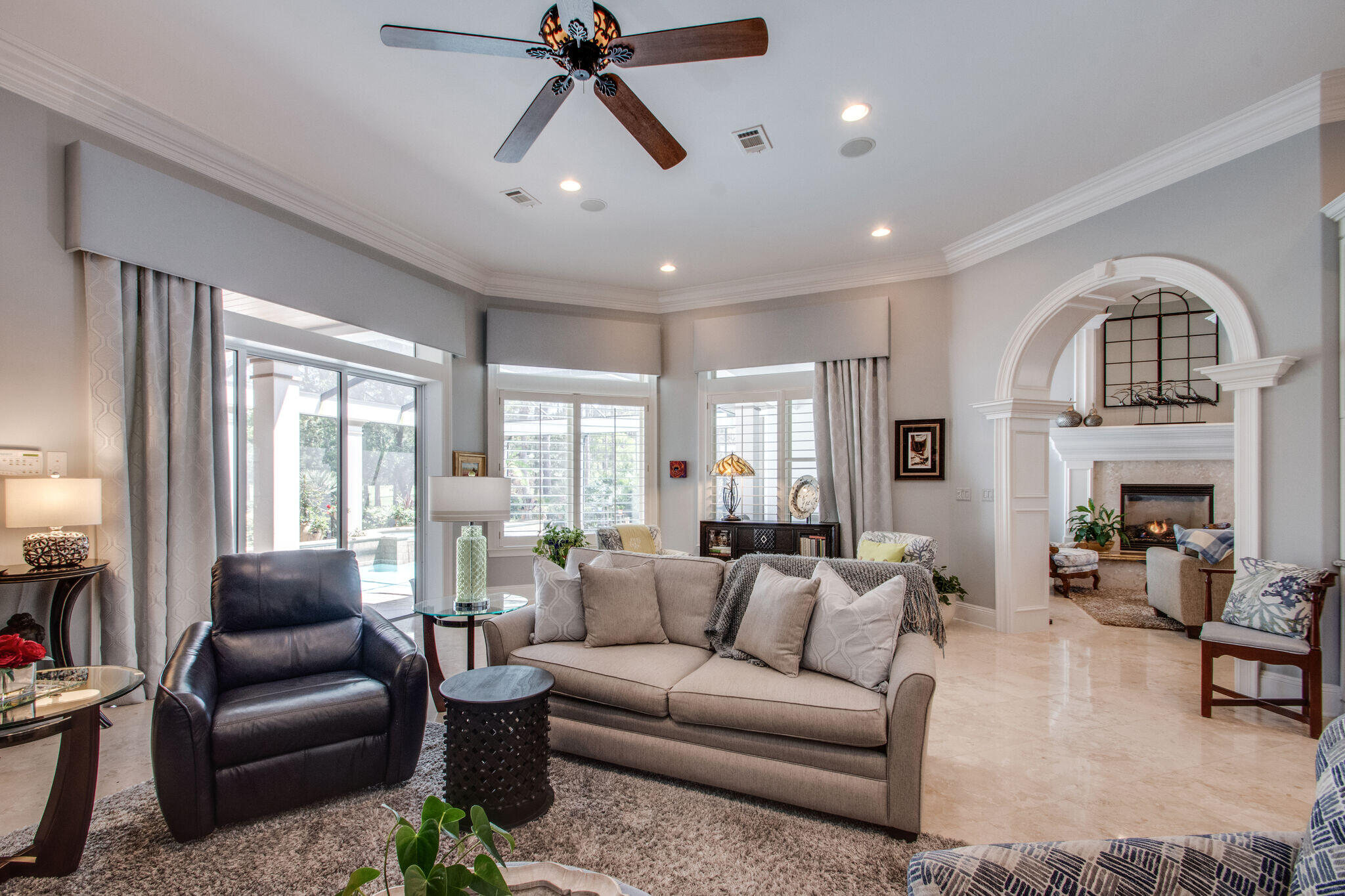 BURNT PINE - Residential