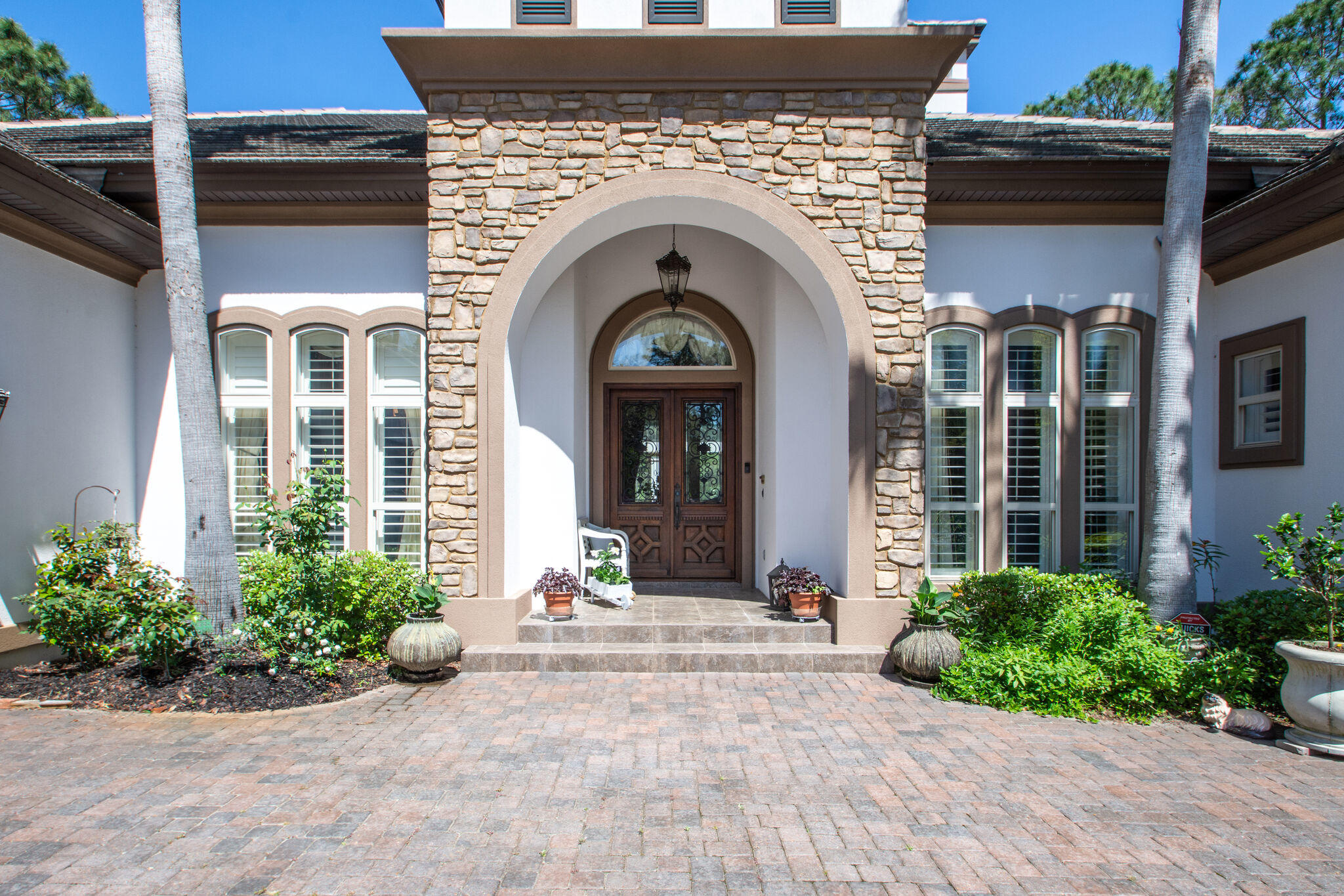 BURNT PINE - Residential