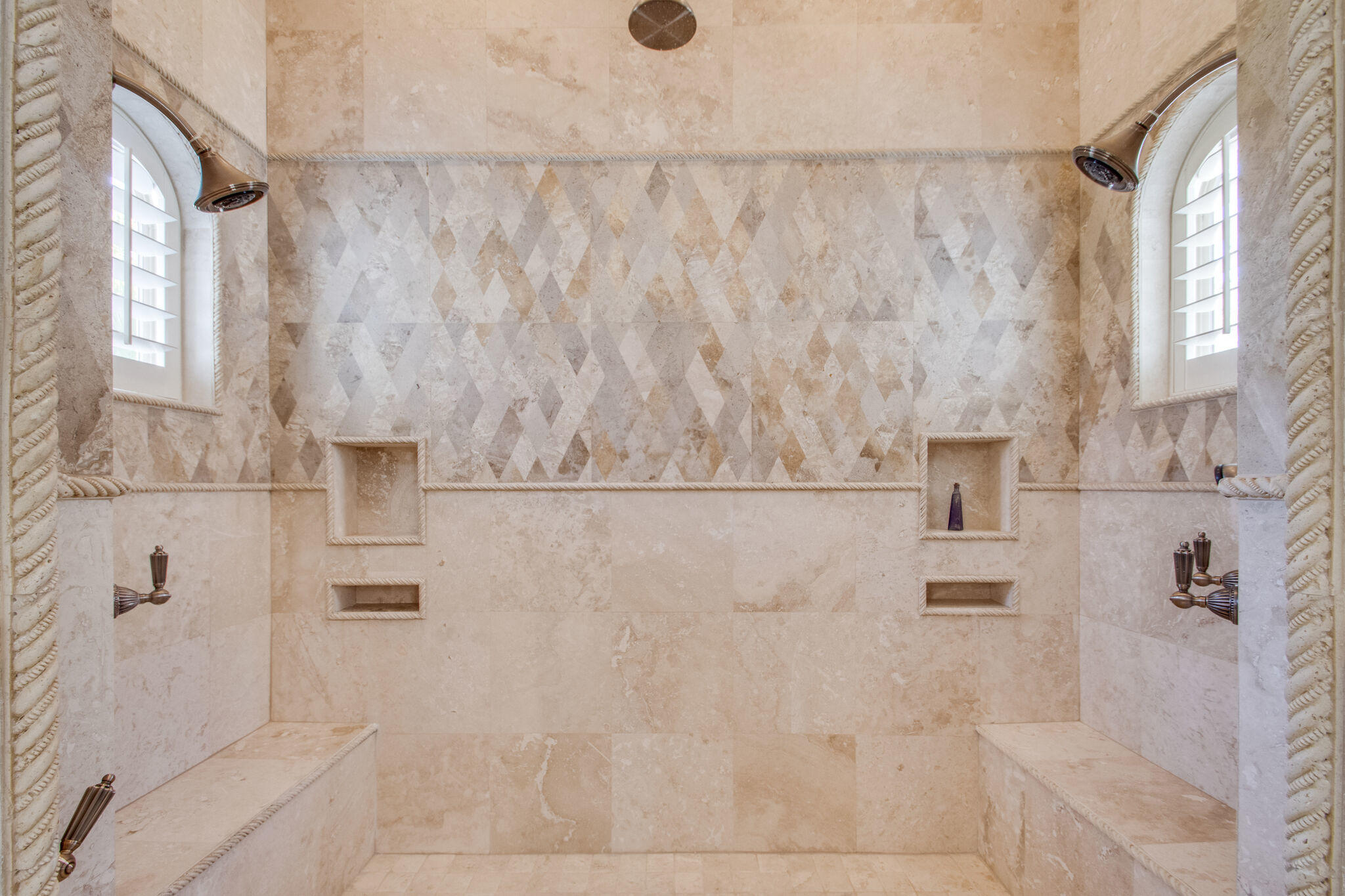 BURNT PINE - Residential