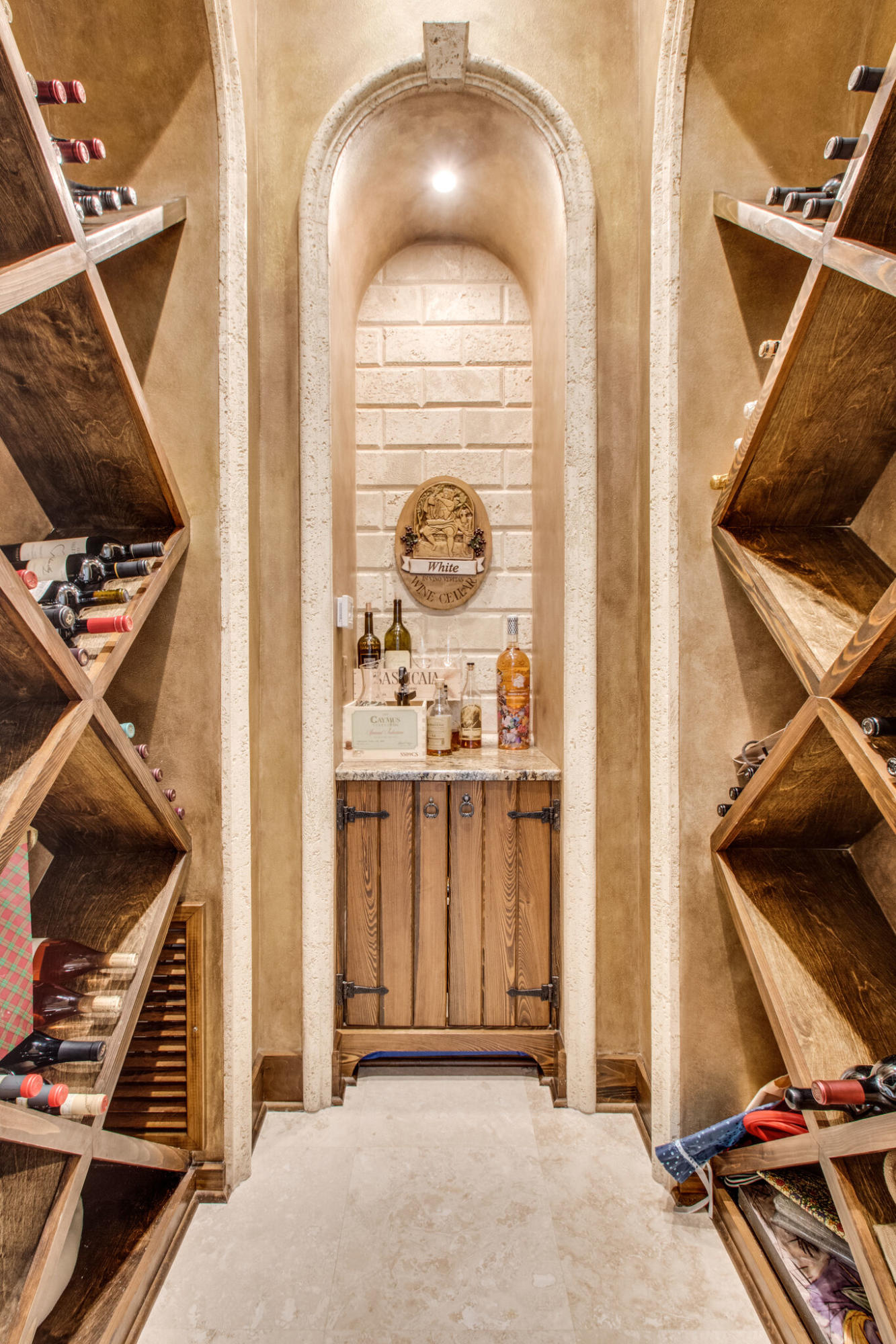 BURNT PINE - Residential