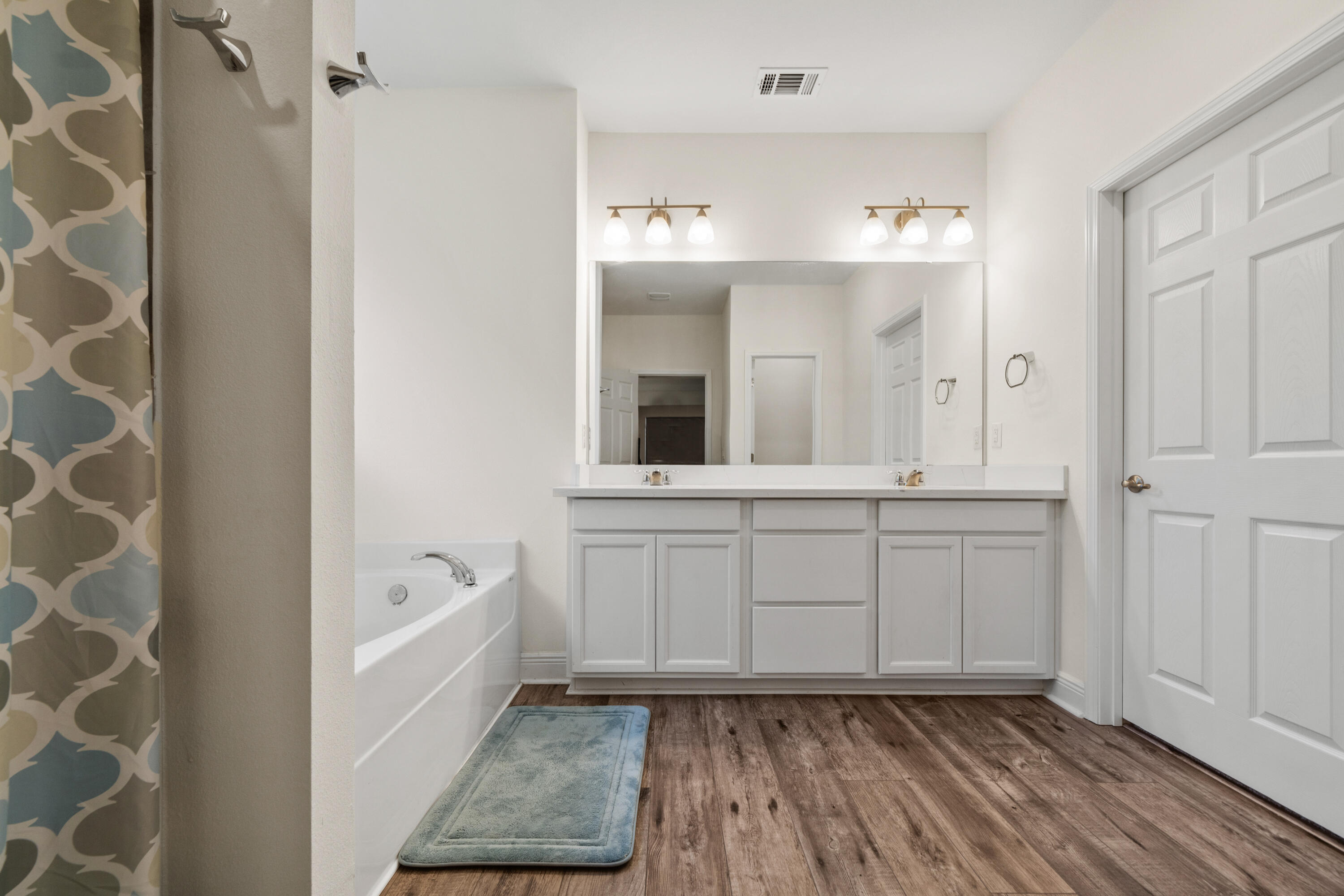 HAMMOCK BAY - Residential Lease