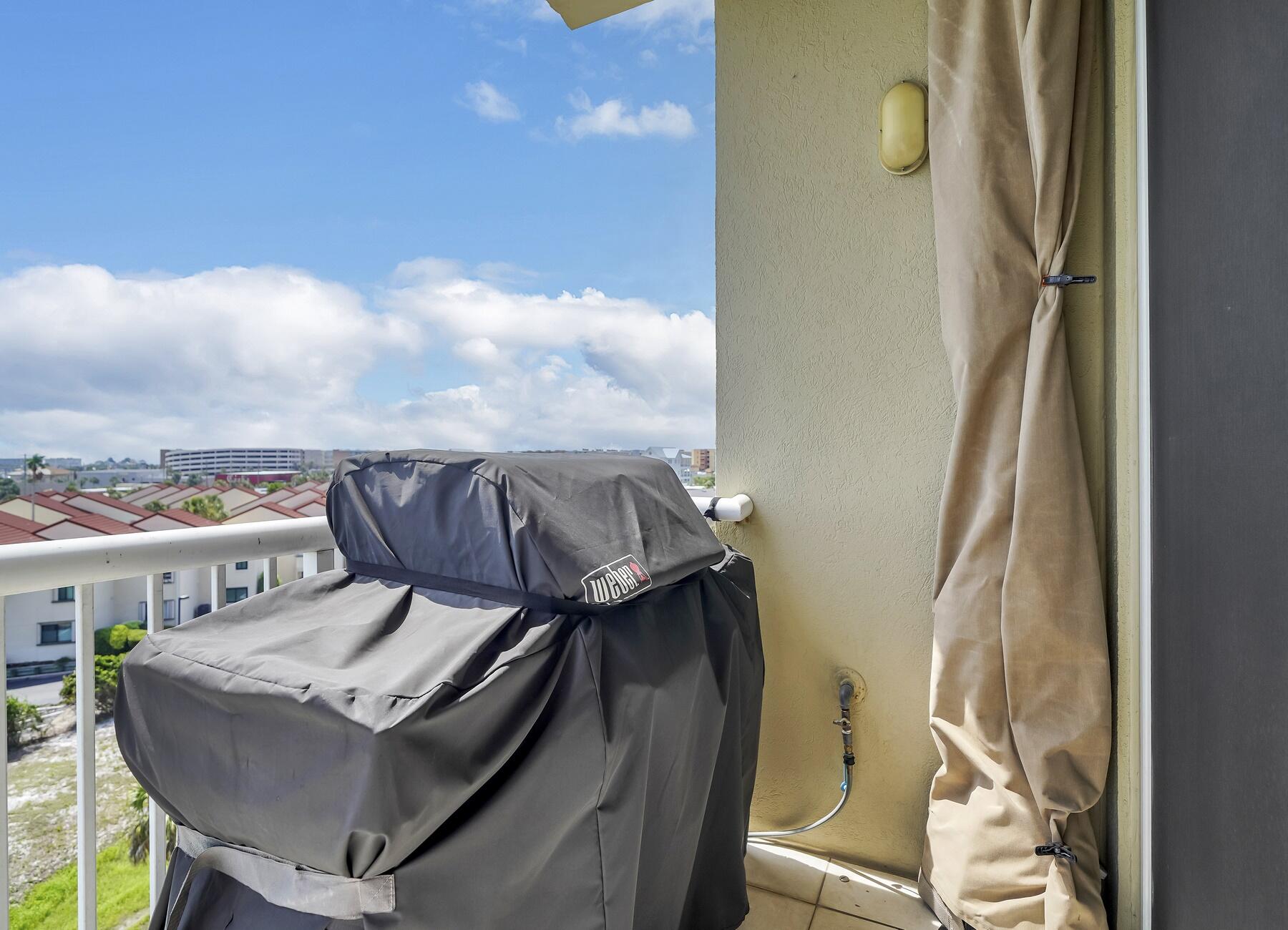 PALM COURT YACHT CLUB - Residential