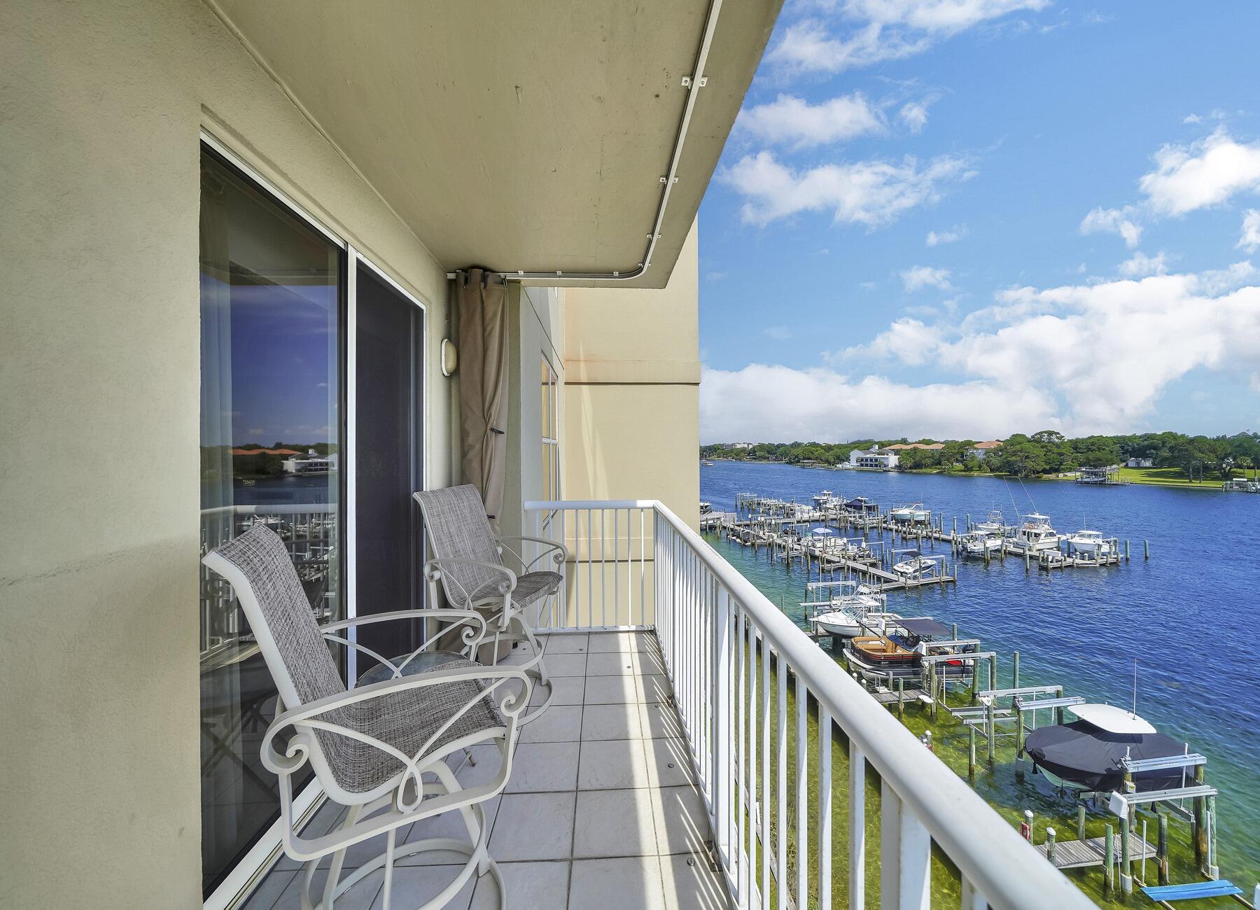 PALM COURT YACHT CLUB - Residential