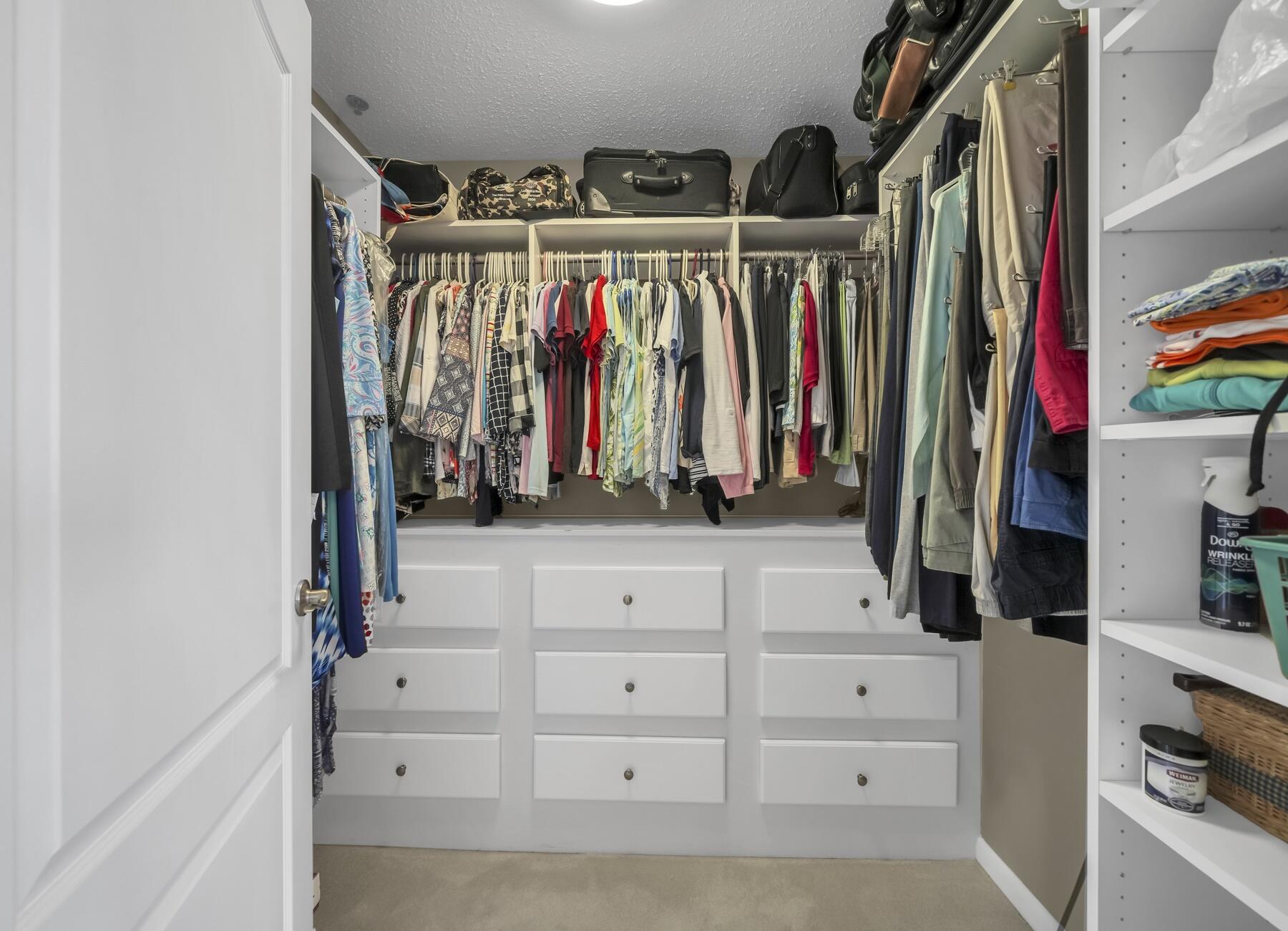 PALM COURT YACHT CLUB - Residential