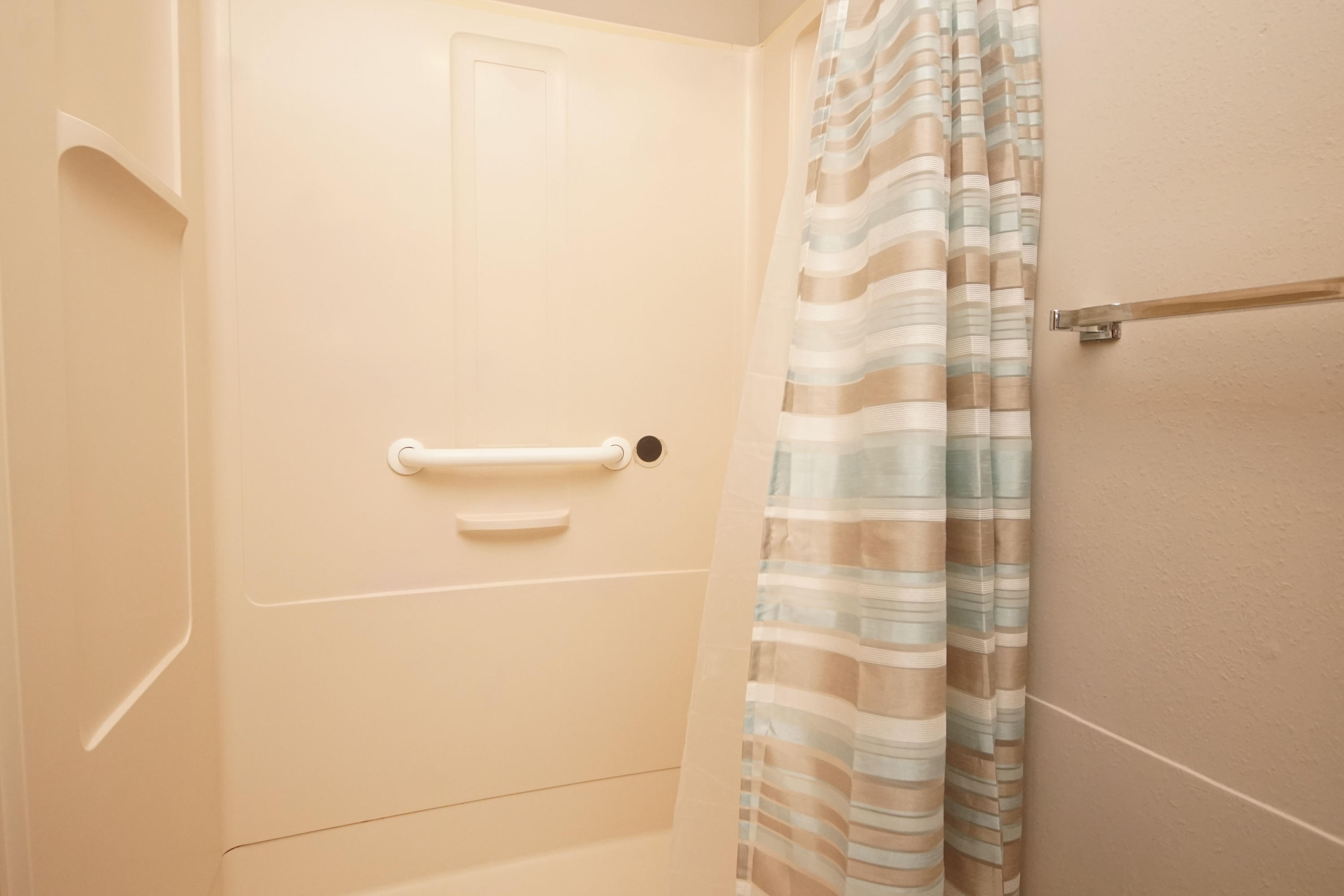 CEDAR RIDGE - Residential