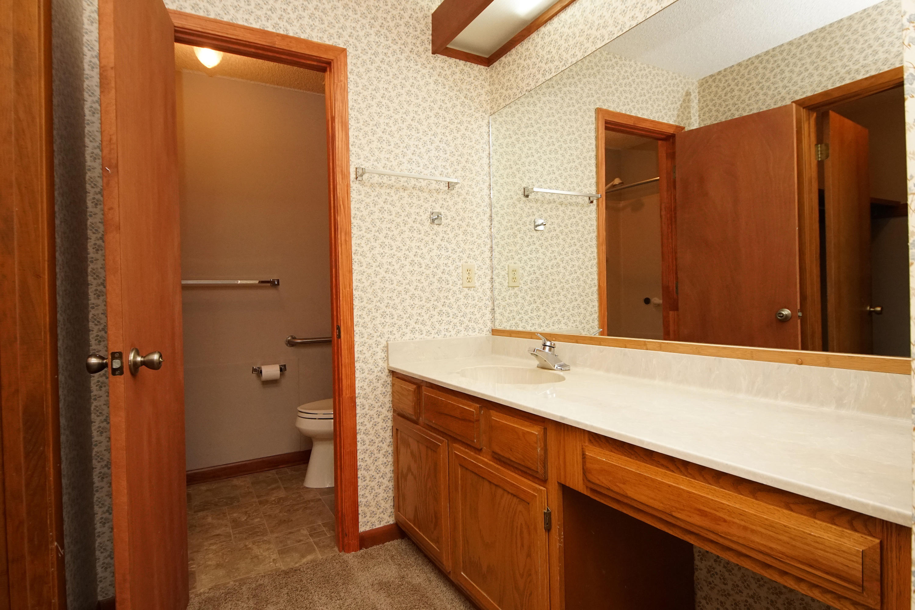 CEDAR RIDGE - Residential