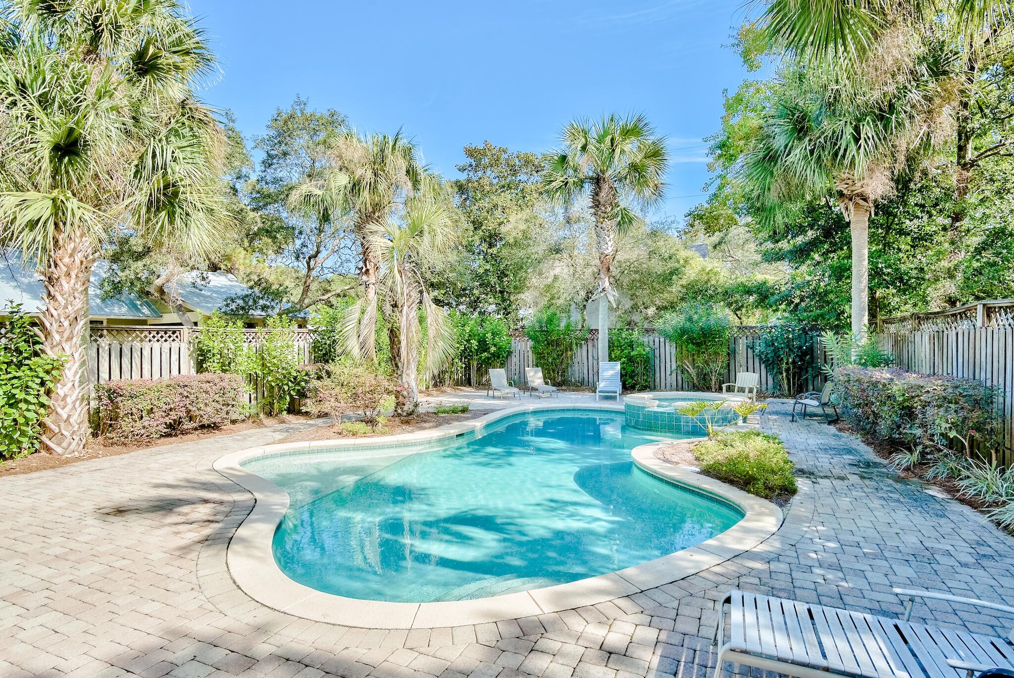 GRAYTON BEACH - Residential