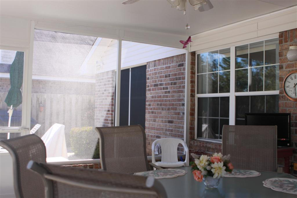 EMERALD VILLAGE - Residential