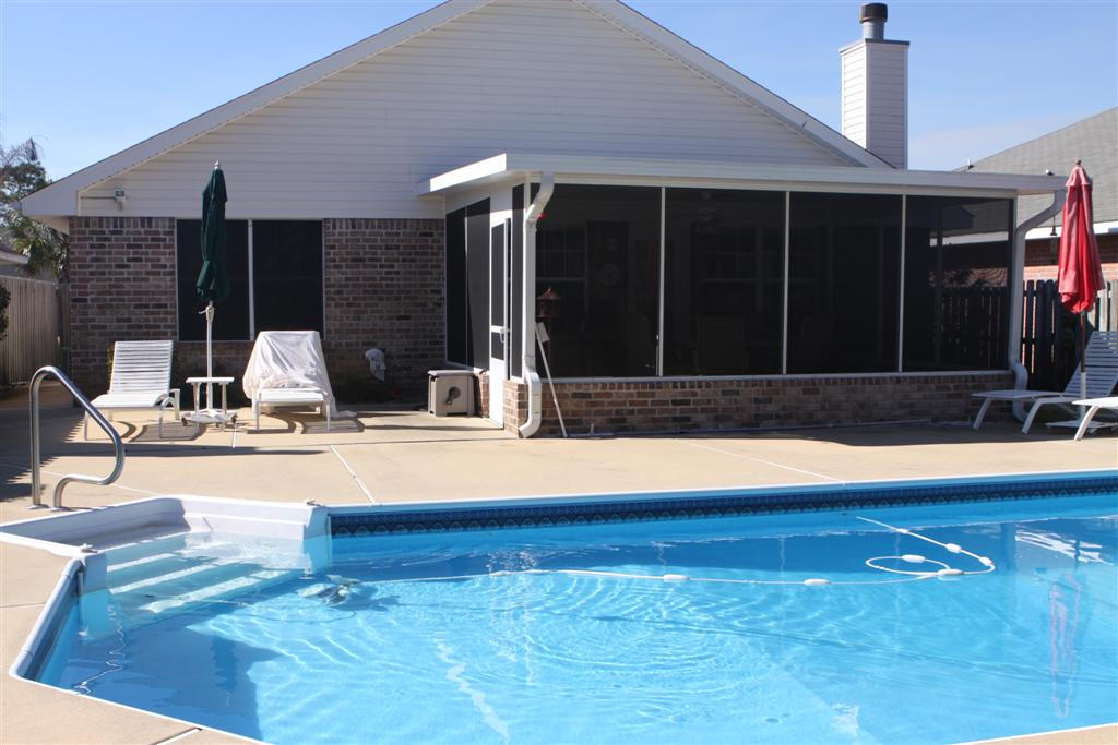 EMERALD VILLAGE - Residential