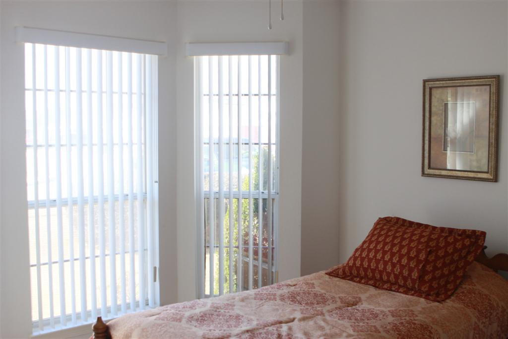 EMERALD VILLAGE - Residential