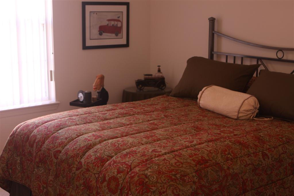 EMERALD VILLAGE - Residential