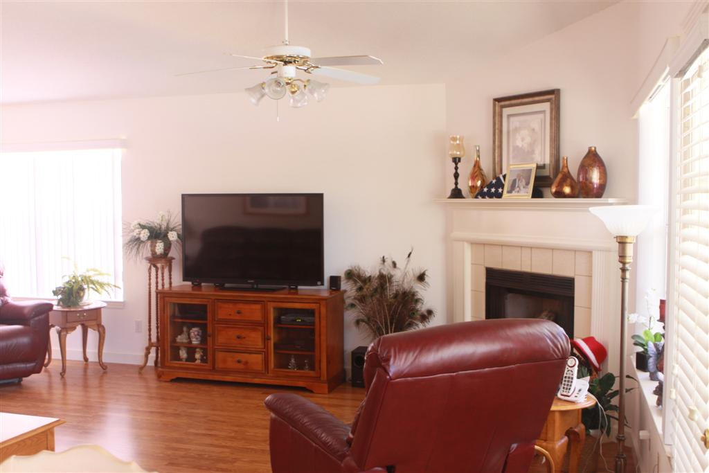 EMERALD VILLAGE - Residential