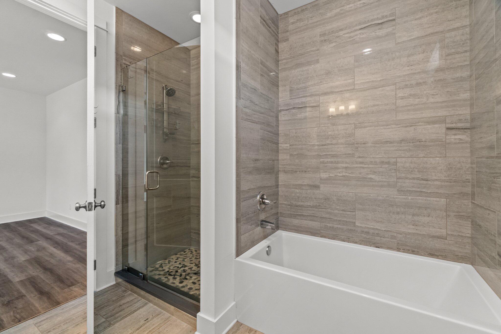 LIGHTHOUSE POINTE - Residential Lease