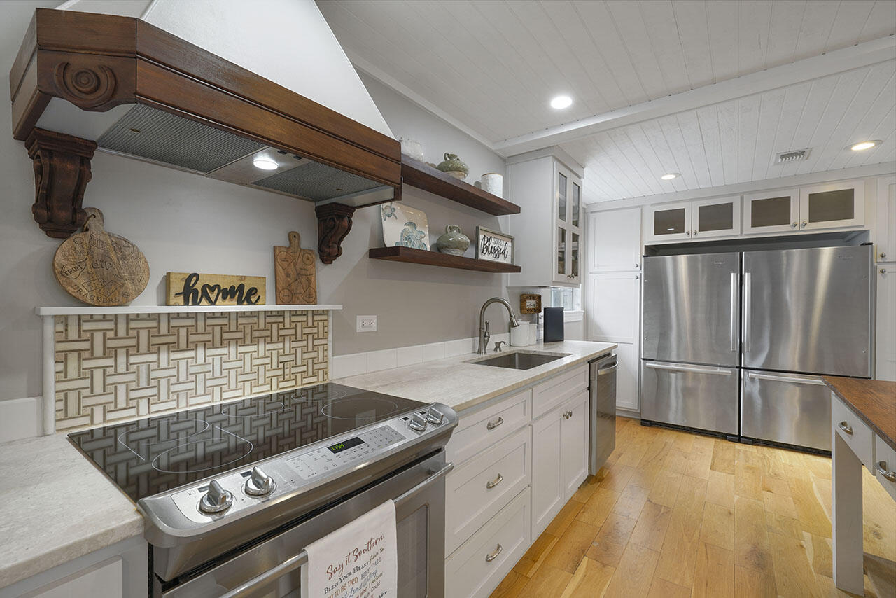 GULF PINES - Residential