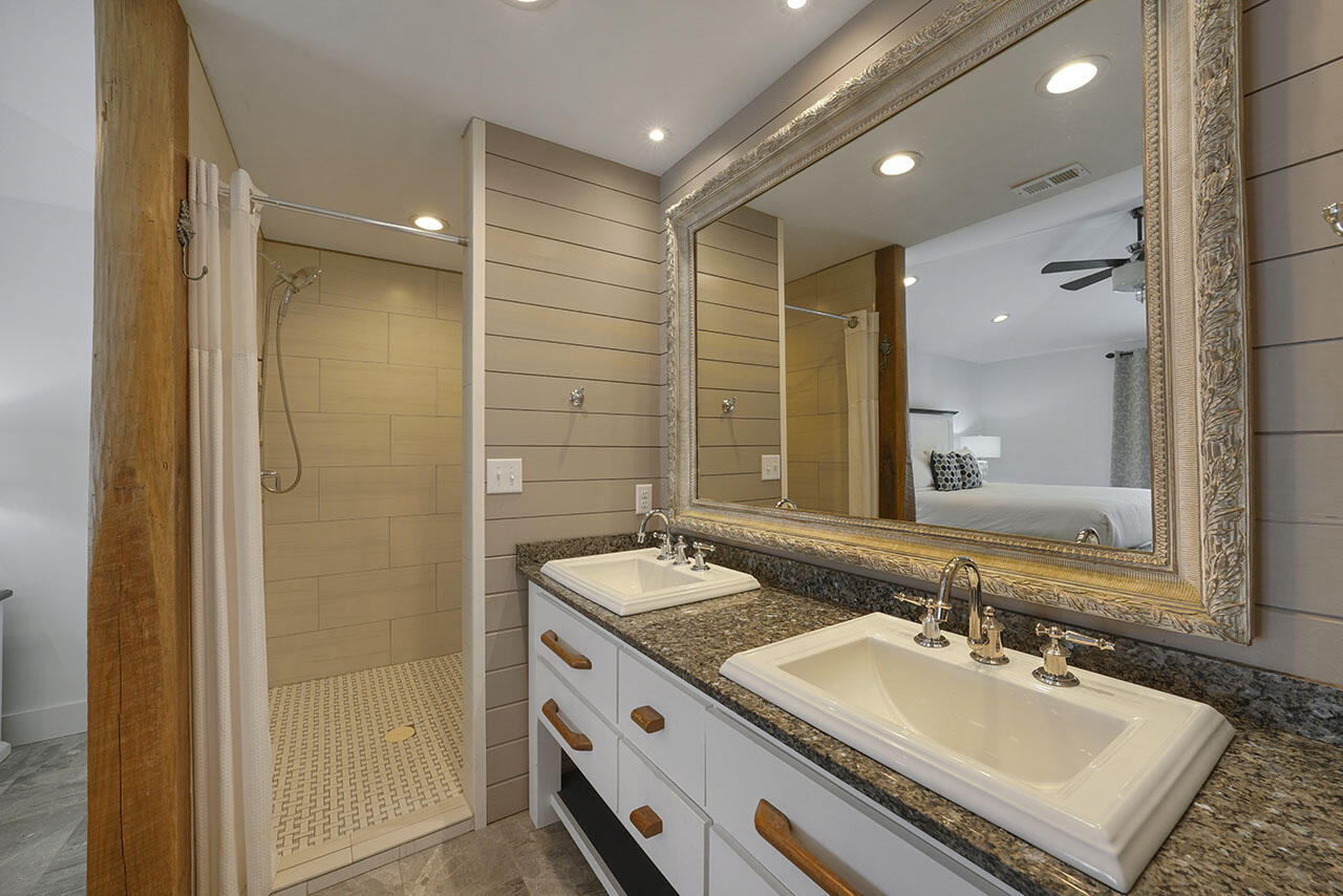 GULF PINES - Residential
