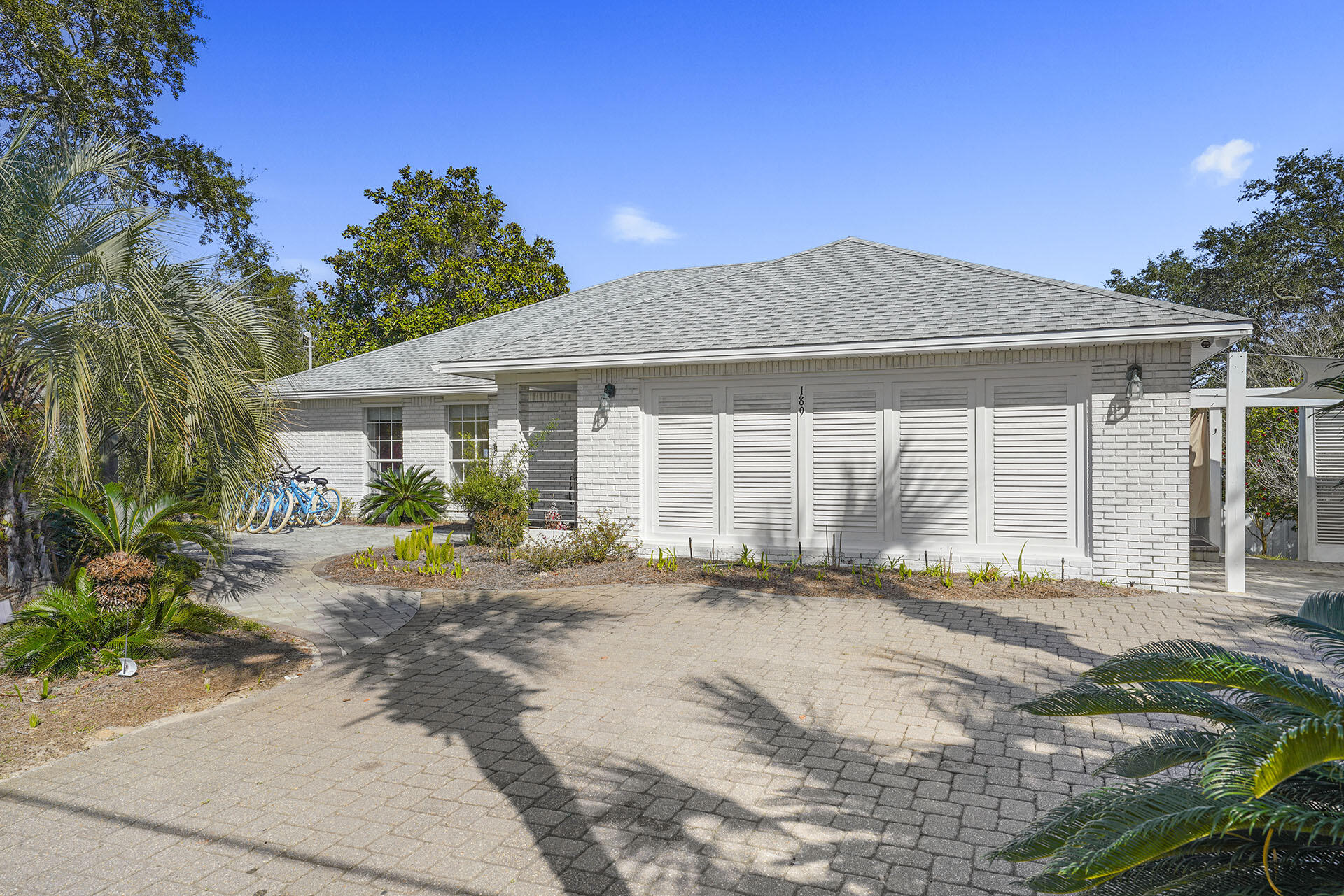 189 N Beach Drive