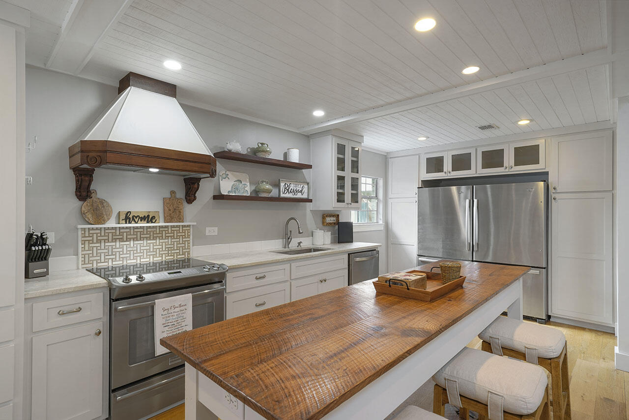 GULF PINES - Residential
