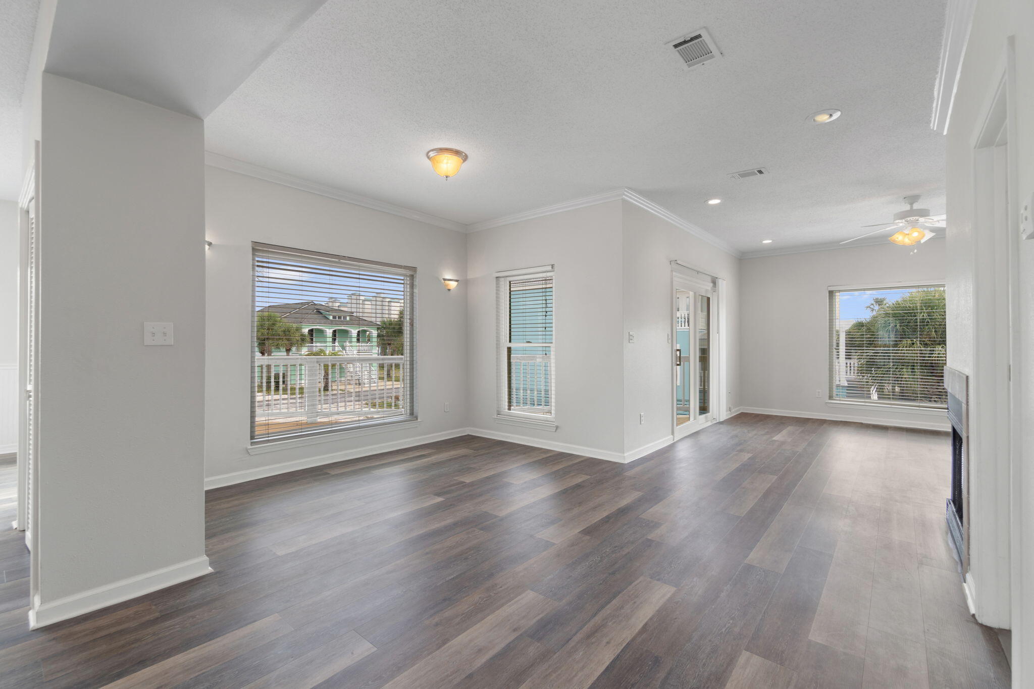 VILLAGE AT NAVARRE - Residential