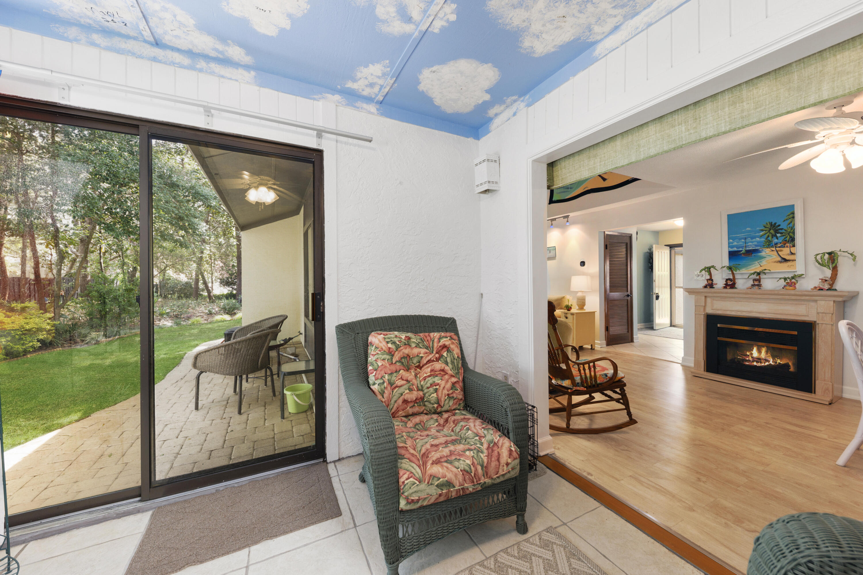 ROYAL OAK VILLAS BLUEWATER BAY - Residential