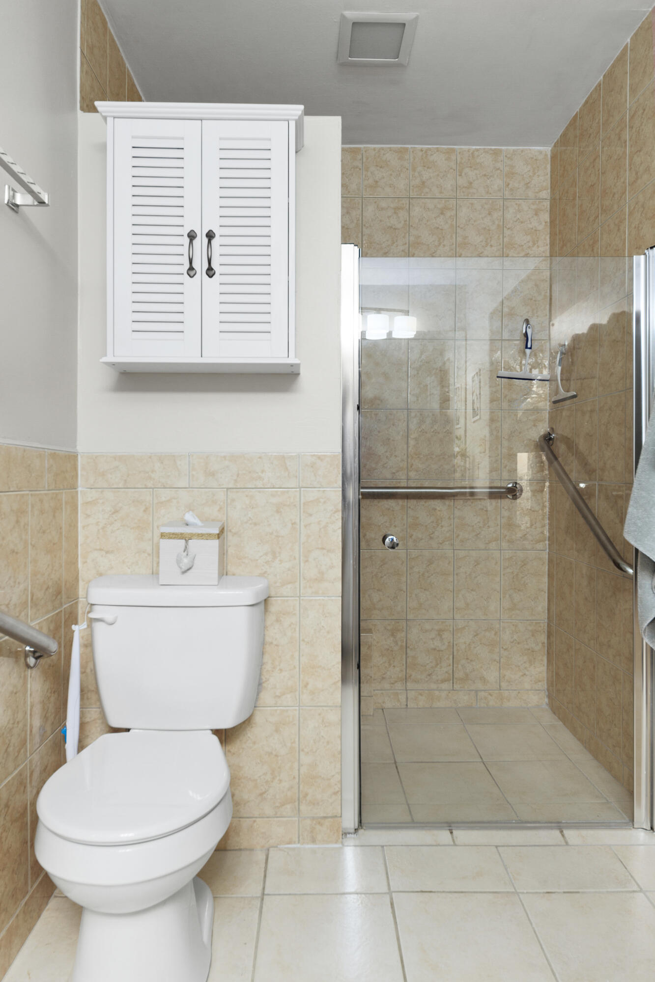 ROYAL OAK VILLAS BLUEWATER BAY - Residential