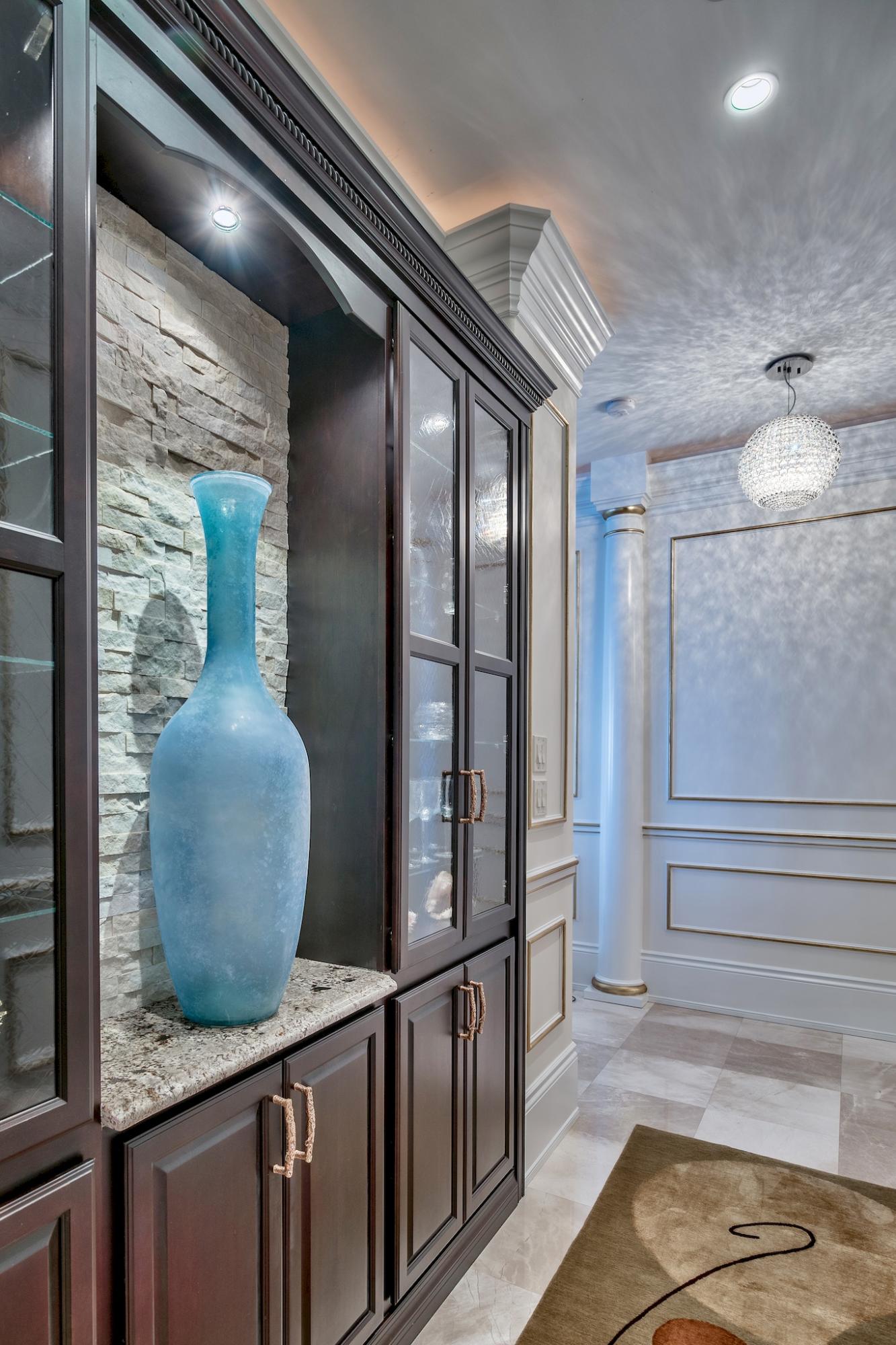 ONE WATER PLACE - Residential
