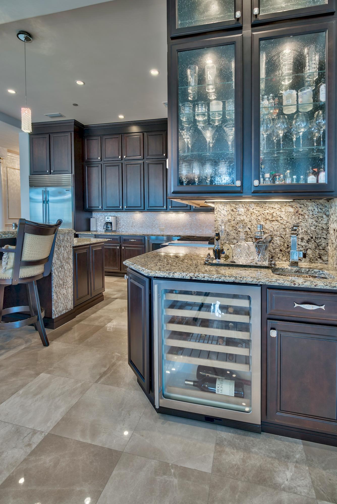 ONE WATER PLACE - Residential