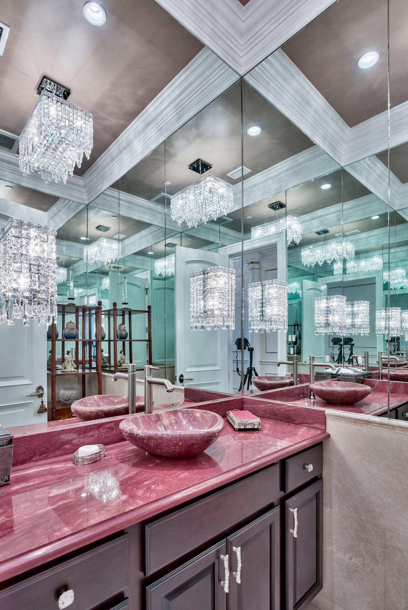 ONE WATER PLACE - Residential