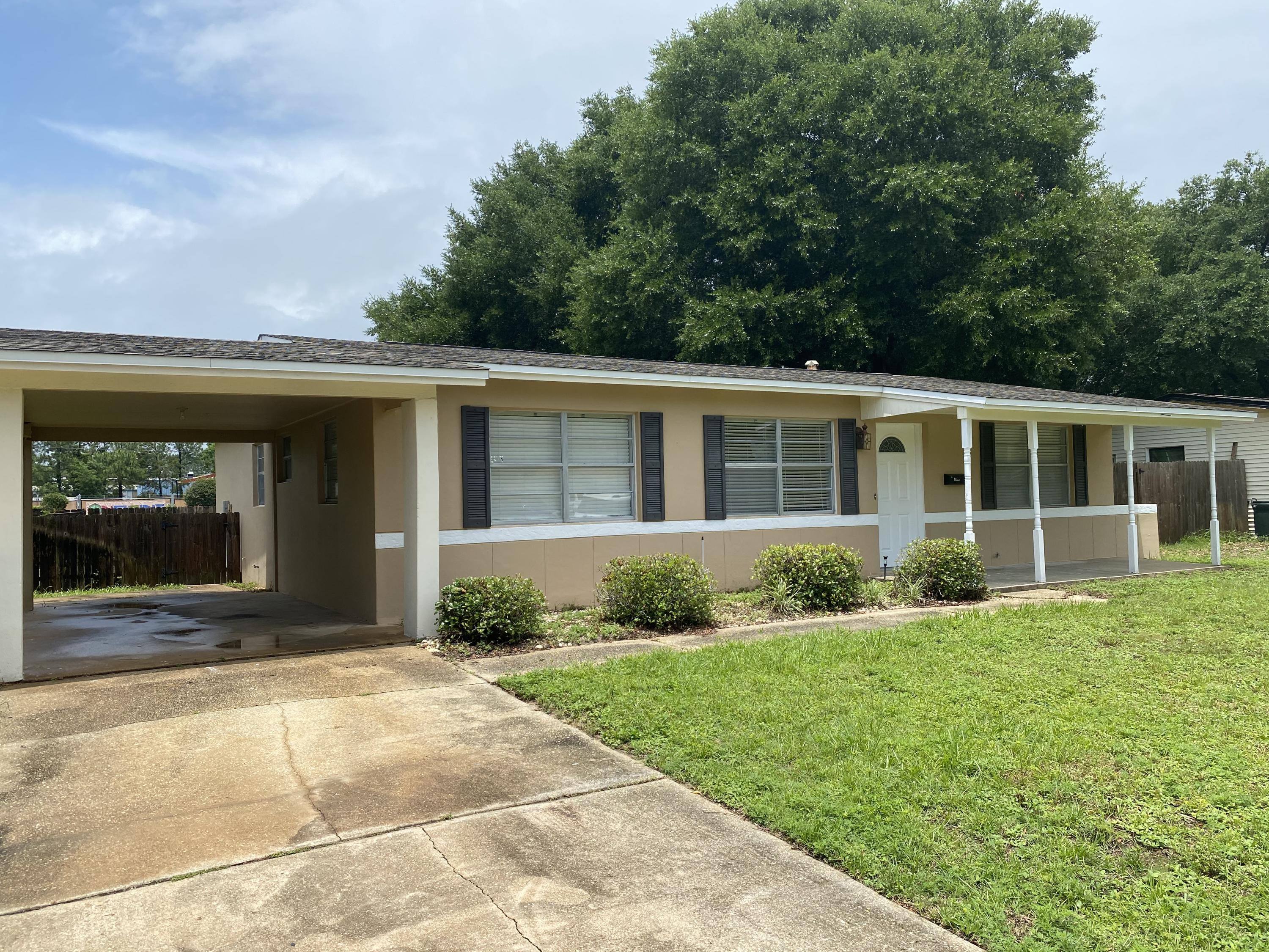 OAK TREE PARK - Residential
