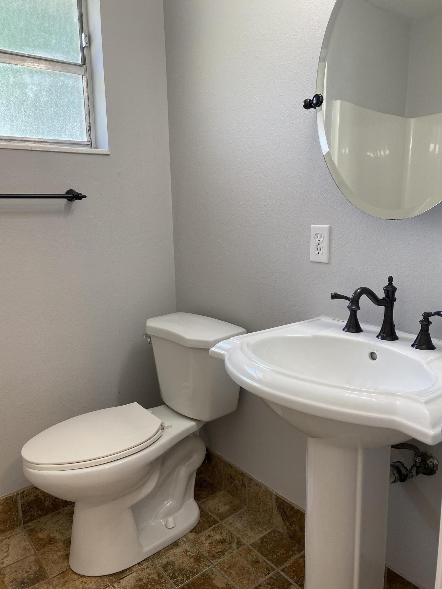 OAK TREE PARK - Residential