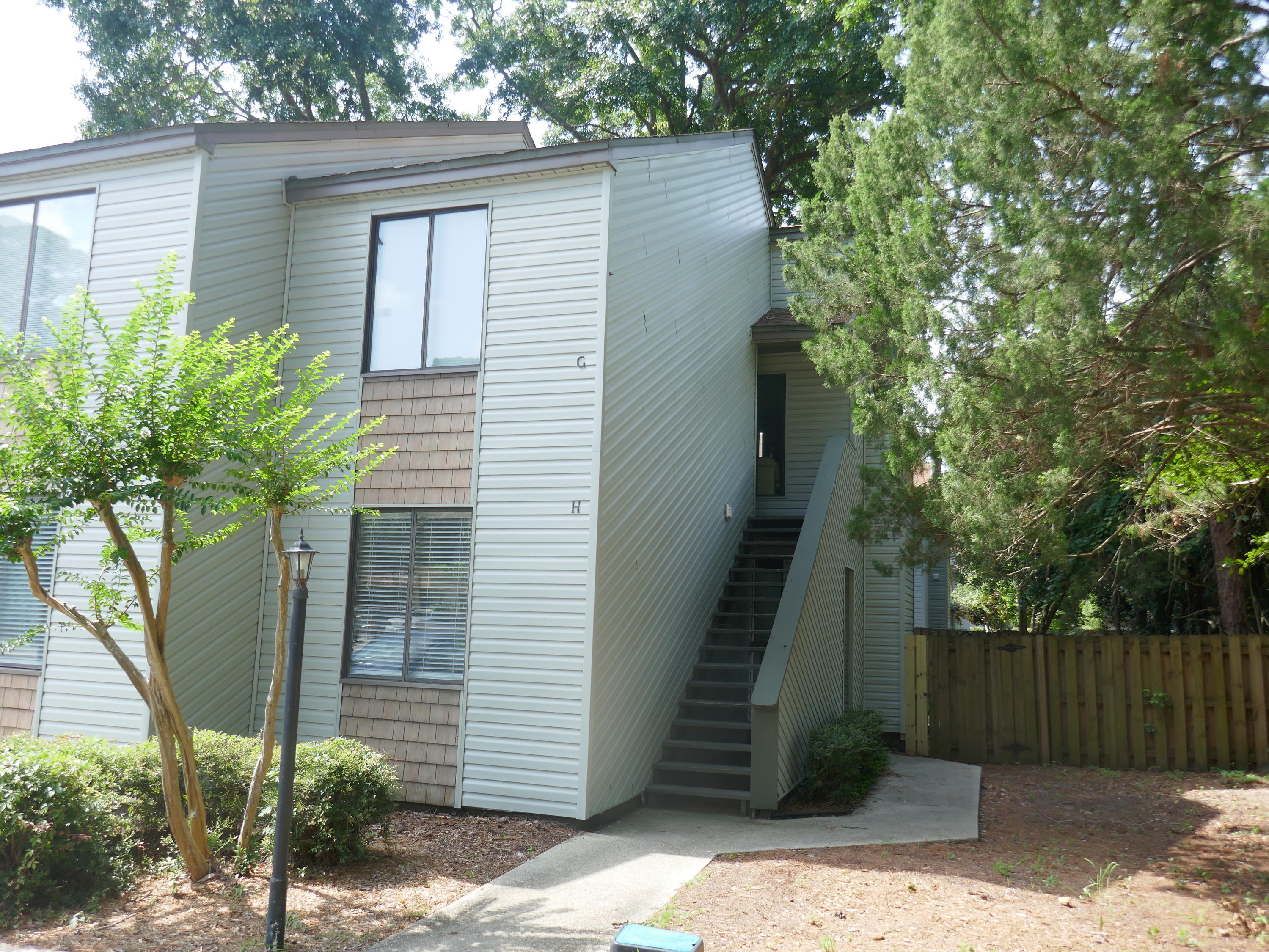 ELM PLACE CONDO - Residential