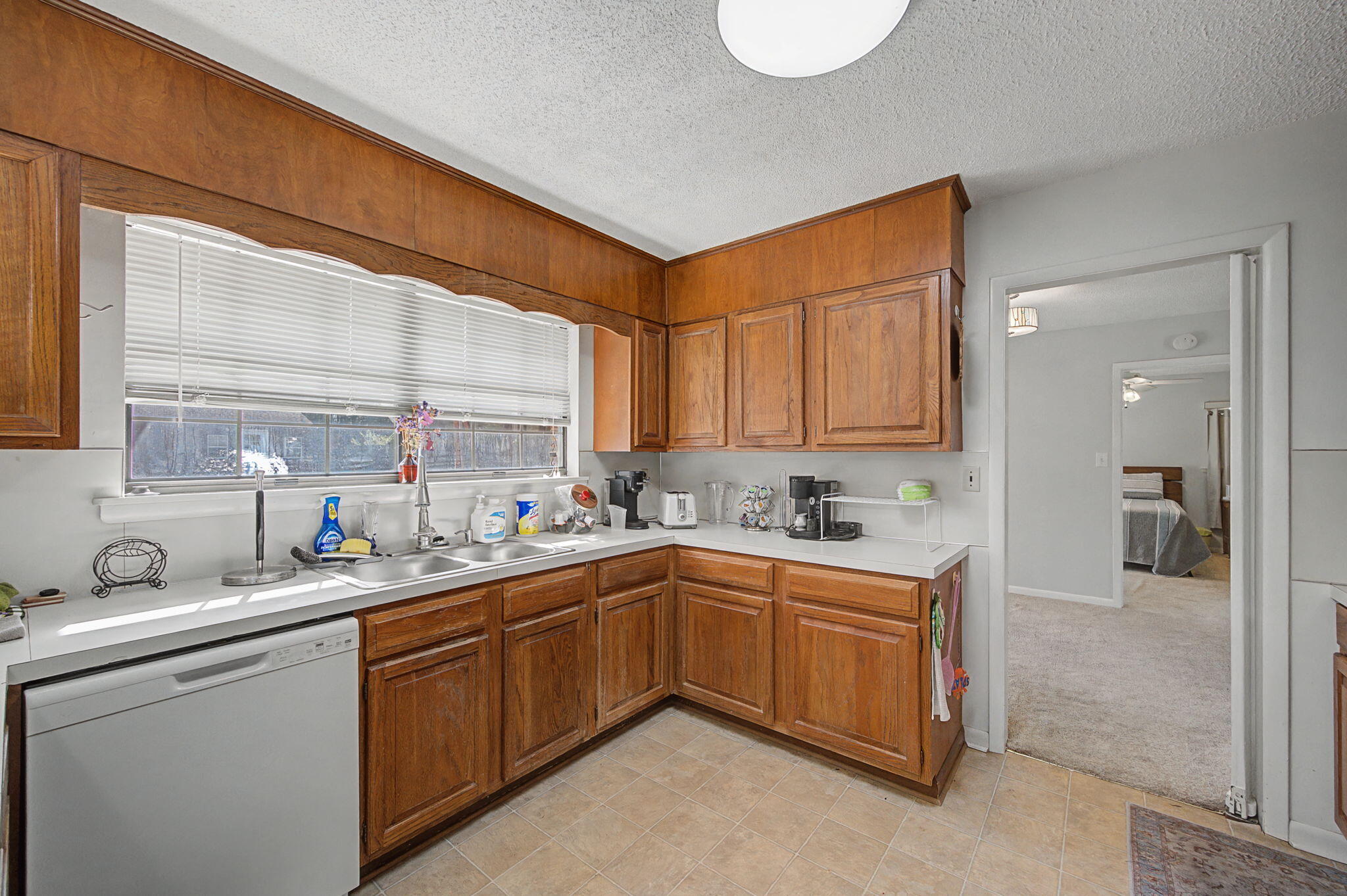 METES & BOUNDS - Residential Lease