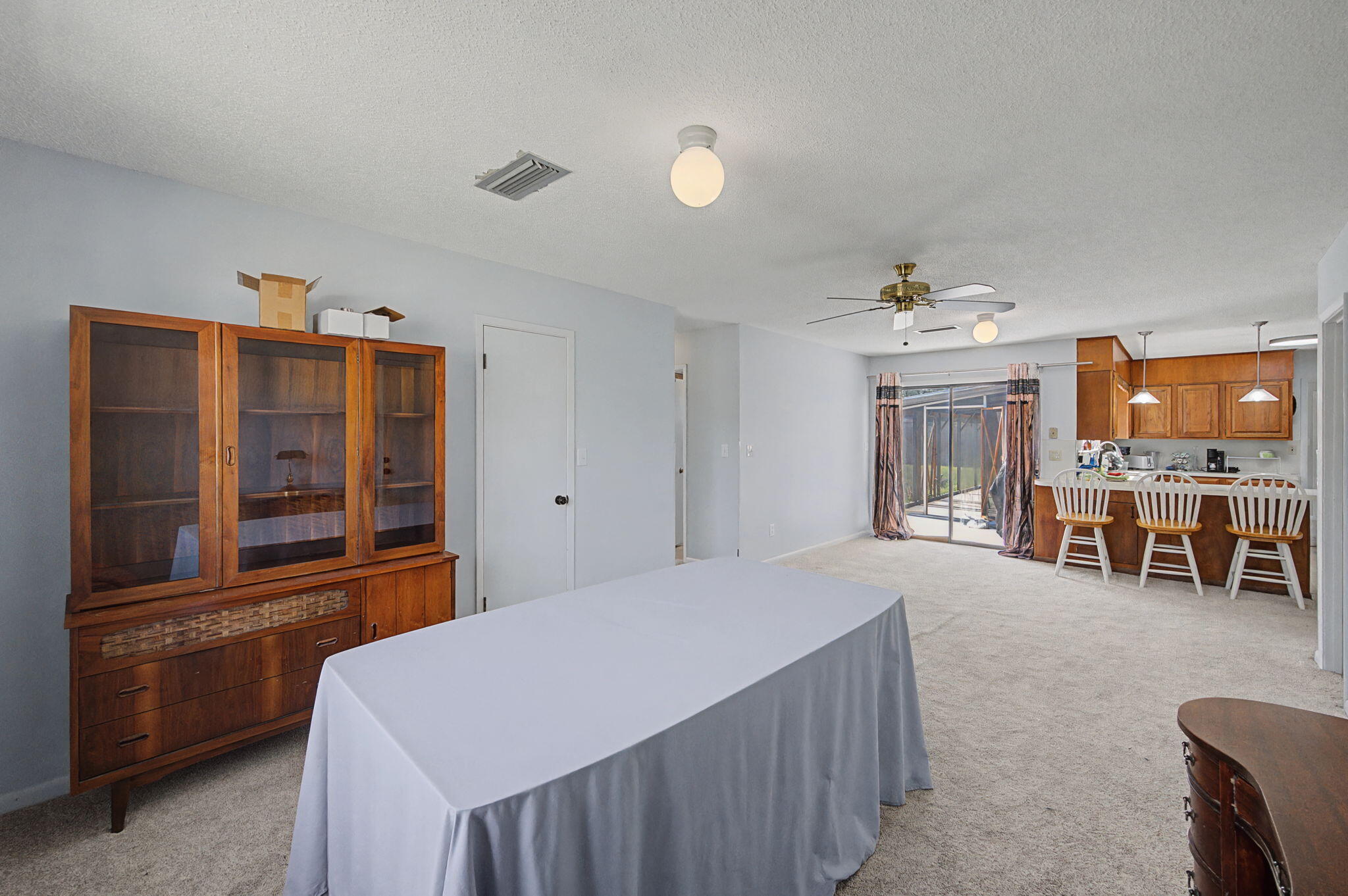 METES & BOUNDS - Residential Lease