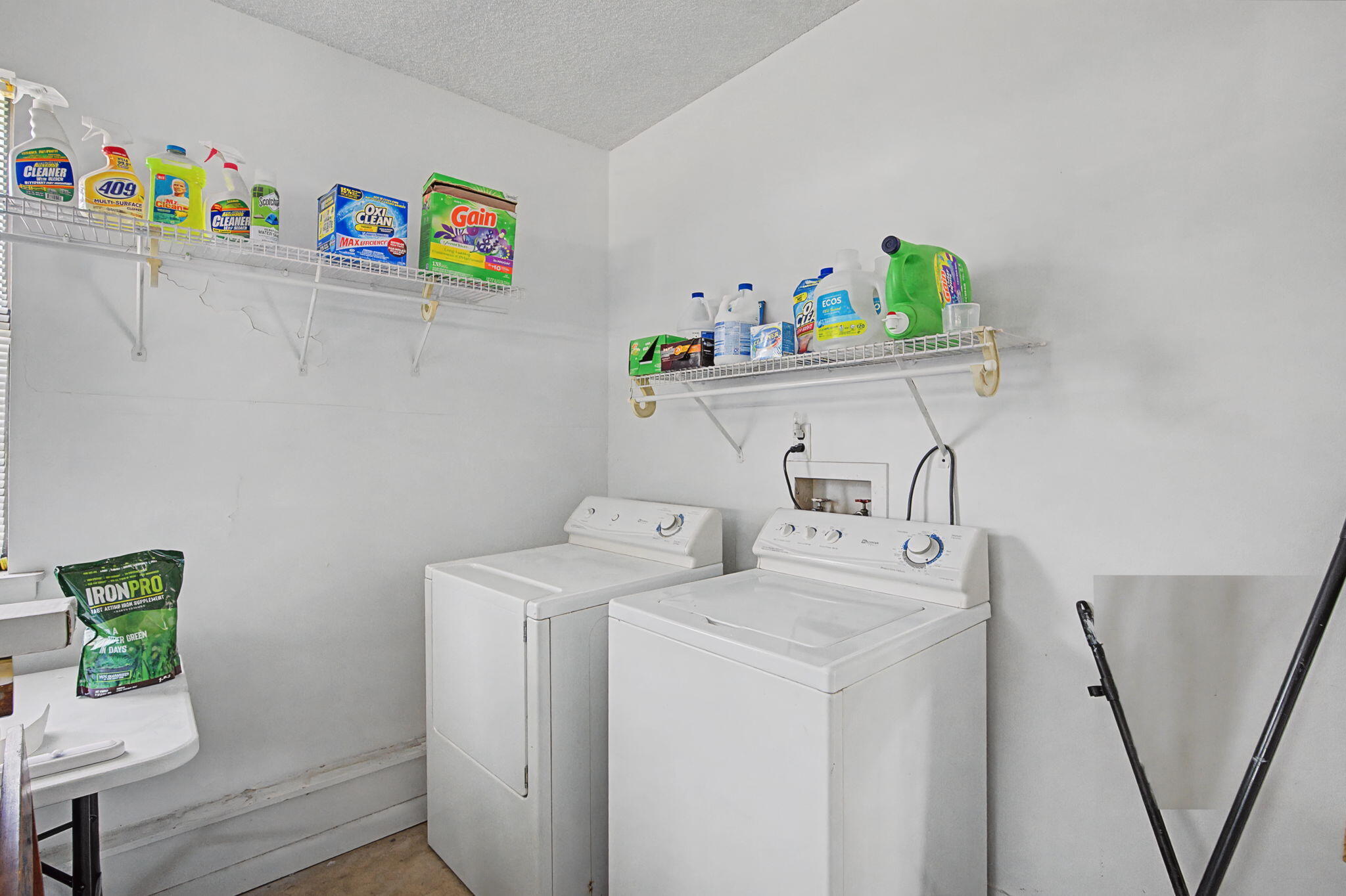 METES & BOUNDS - Residential Lease