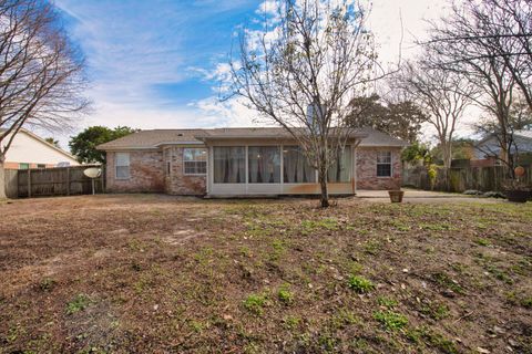 A home in Gulf Breeze