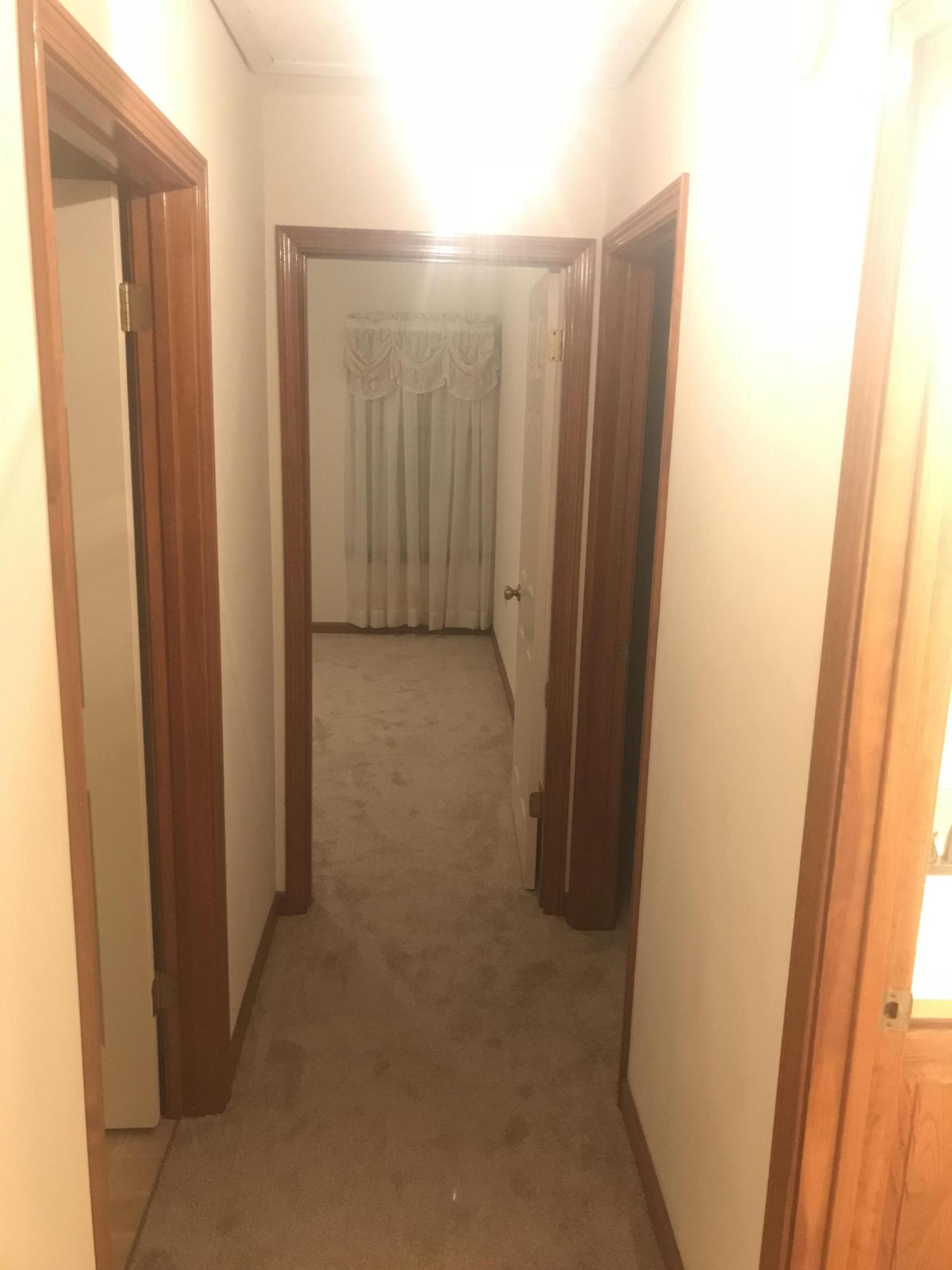 MARY ESTHER MANOR - Residential