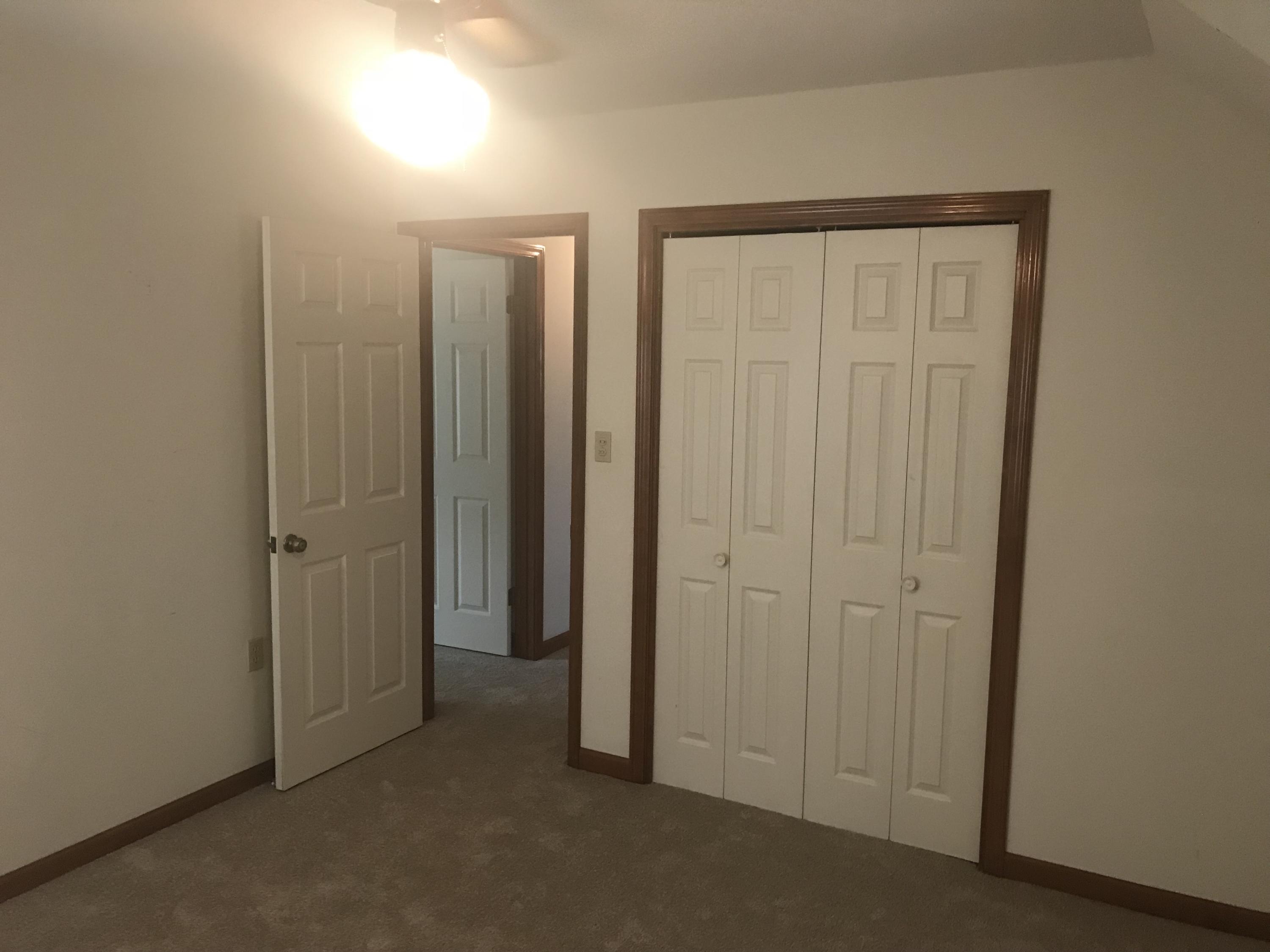 MARY ESTHER MANOR - Residential