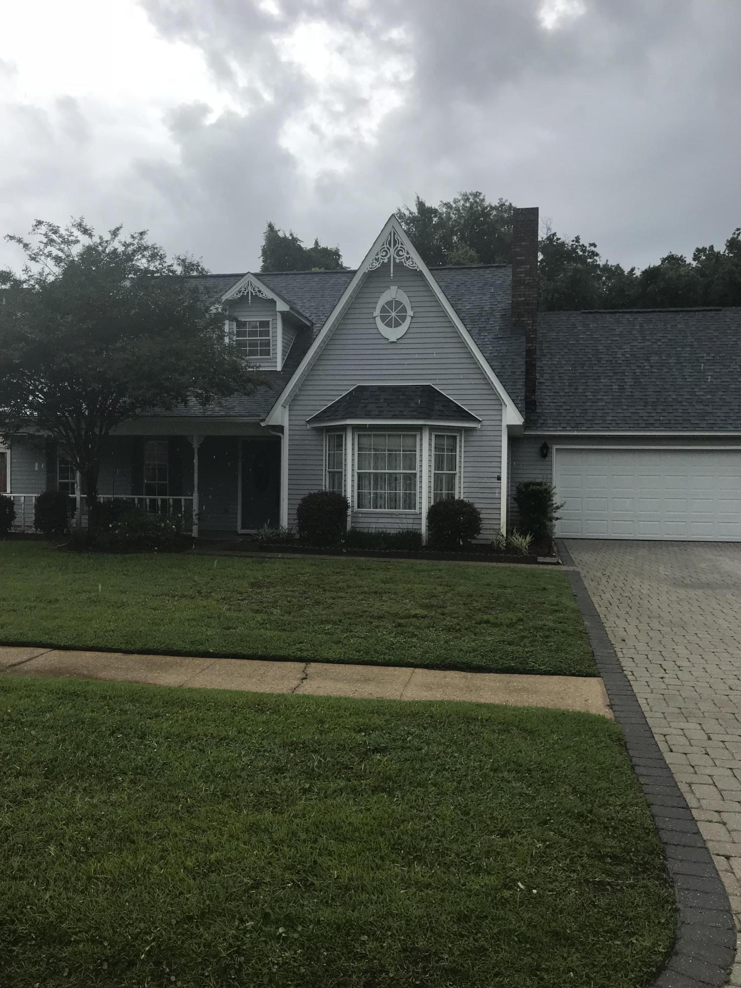 MARY ESTHER MANOR - Residential